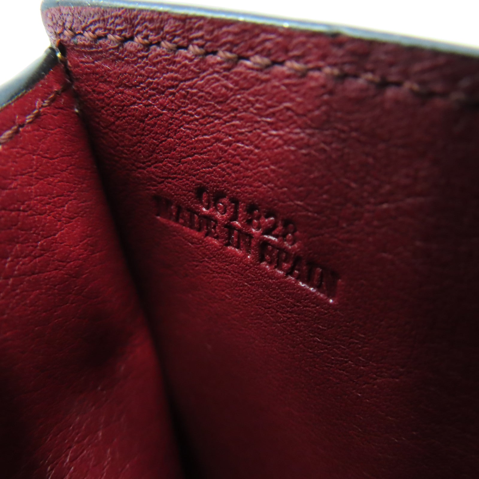 LOEWE 牛皮皮革Wallet銀扣錢包棕色