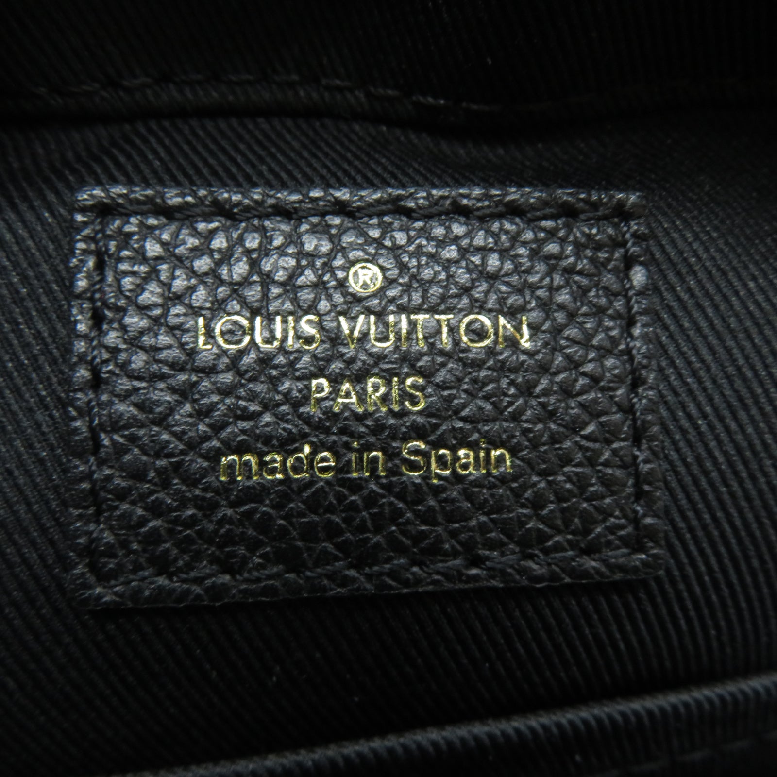 LOUIS VUITTON Monogram Empreinte Saiutonge金扣肩背袋黑色