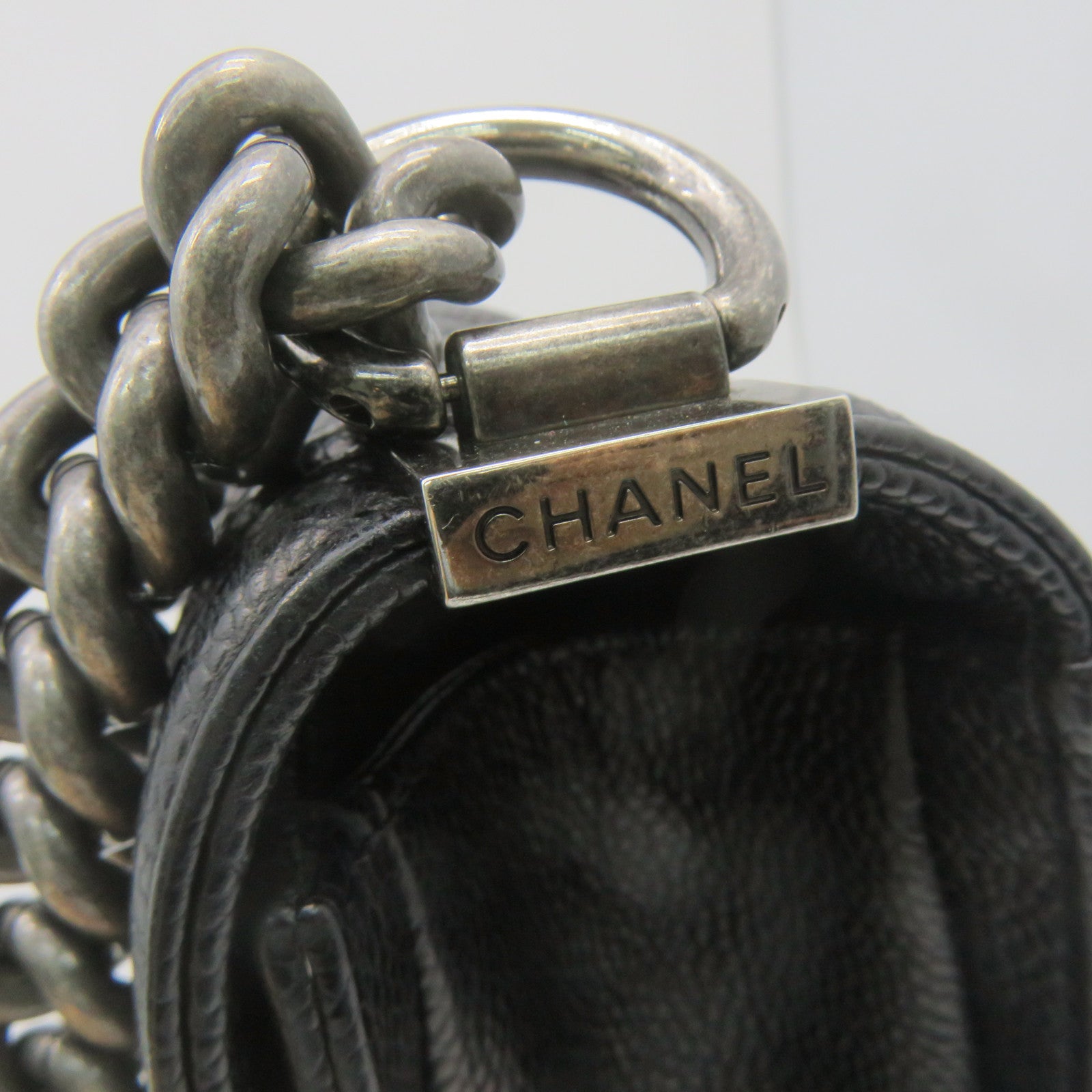 CHANEL 菱格牛皮皮革Chain Shoulder銀扣鏈帶肩背袋黑色