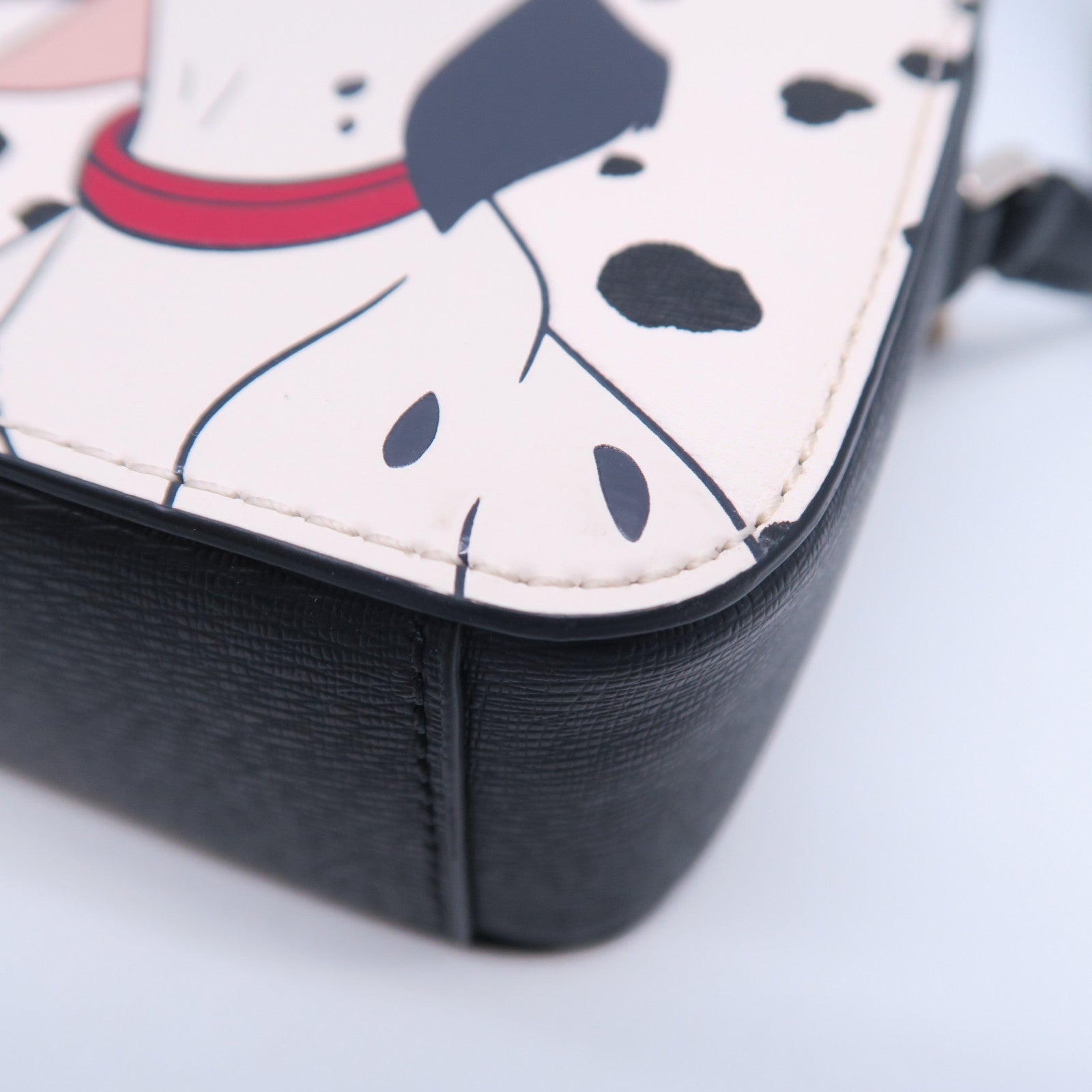 Kate Spade Saffiano皮革Mini Dalmatians Camera Bag銀扣肩背袋黑色/白色