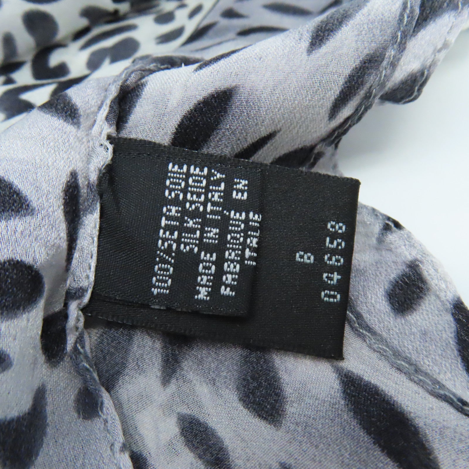 FENDI 絲質Scarf絲巾黑色/白色