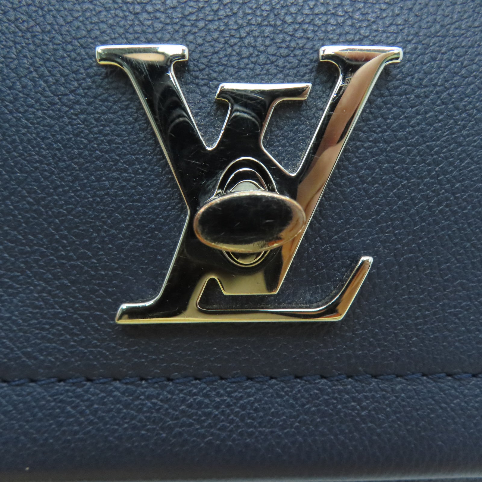 LOUIS VUITTON 牛皮皮革Lockme II BB銀扣鏈條手挽肩背兩用袋Marine Rouge藍色/紅色