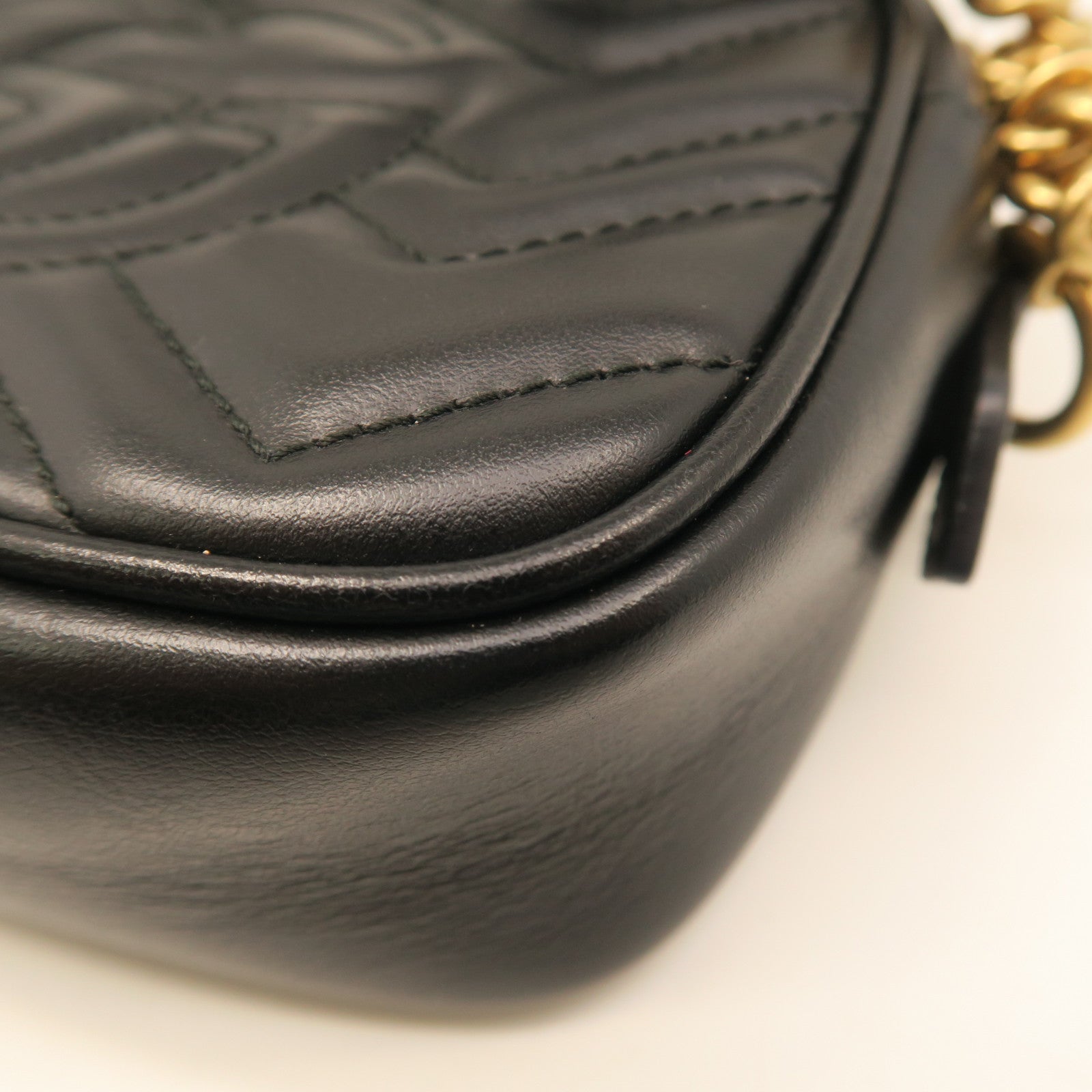 GUCCI cowhide leather GG MARMONT gold buckle shoulder bag black
