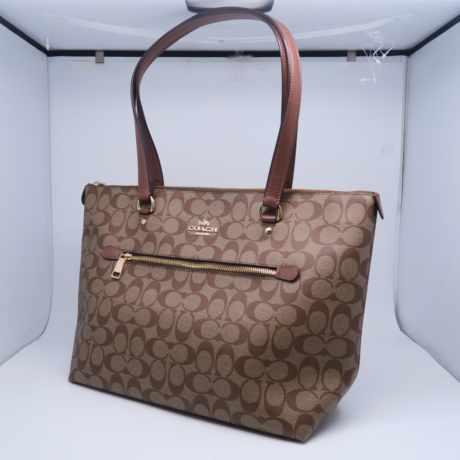 COACH 涂层帆布Tote Bag金扣手挽袋啡色