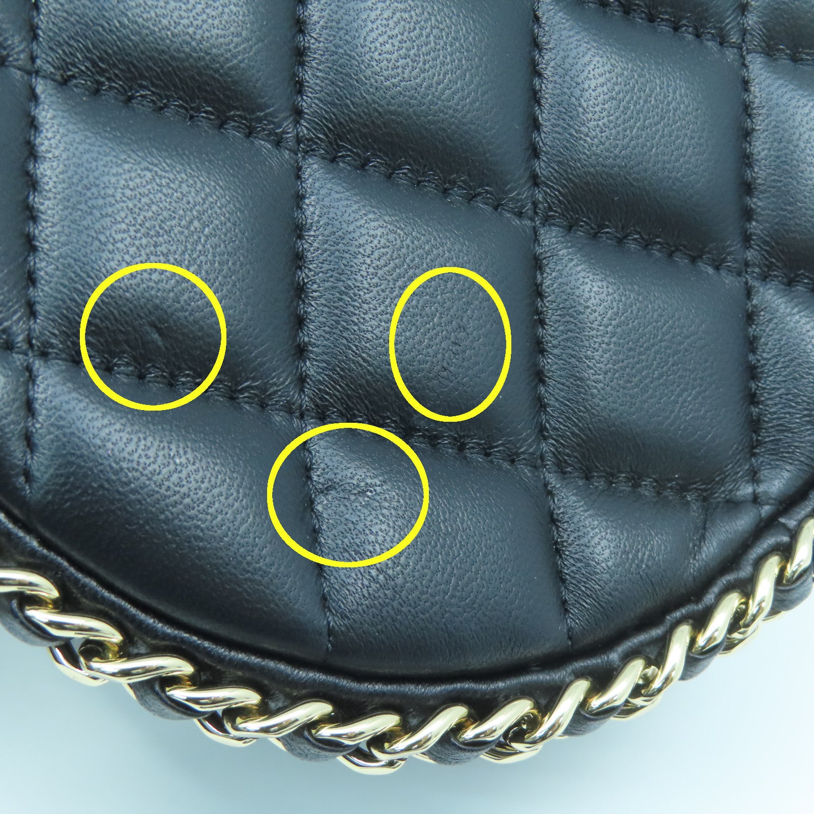 CHANEL rhombic sheepskin leather Chain Shoulder Bag gold buckle chain shoulder bag black