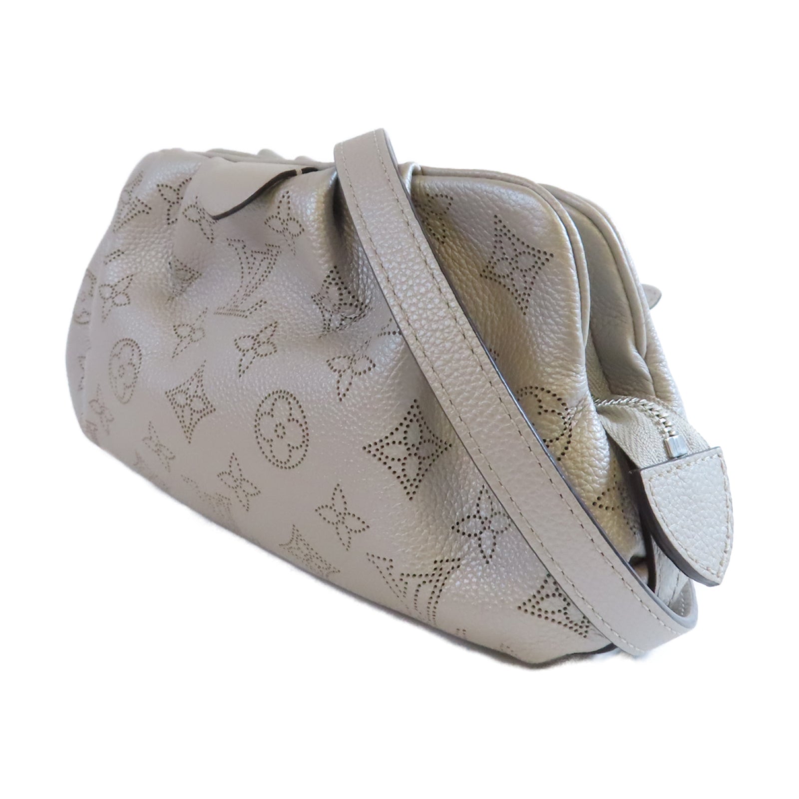 LOUIS VUITTON Mahina Scara Mini銀扣肩背袋銀色