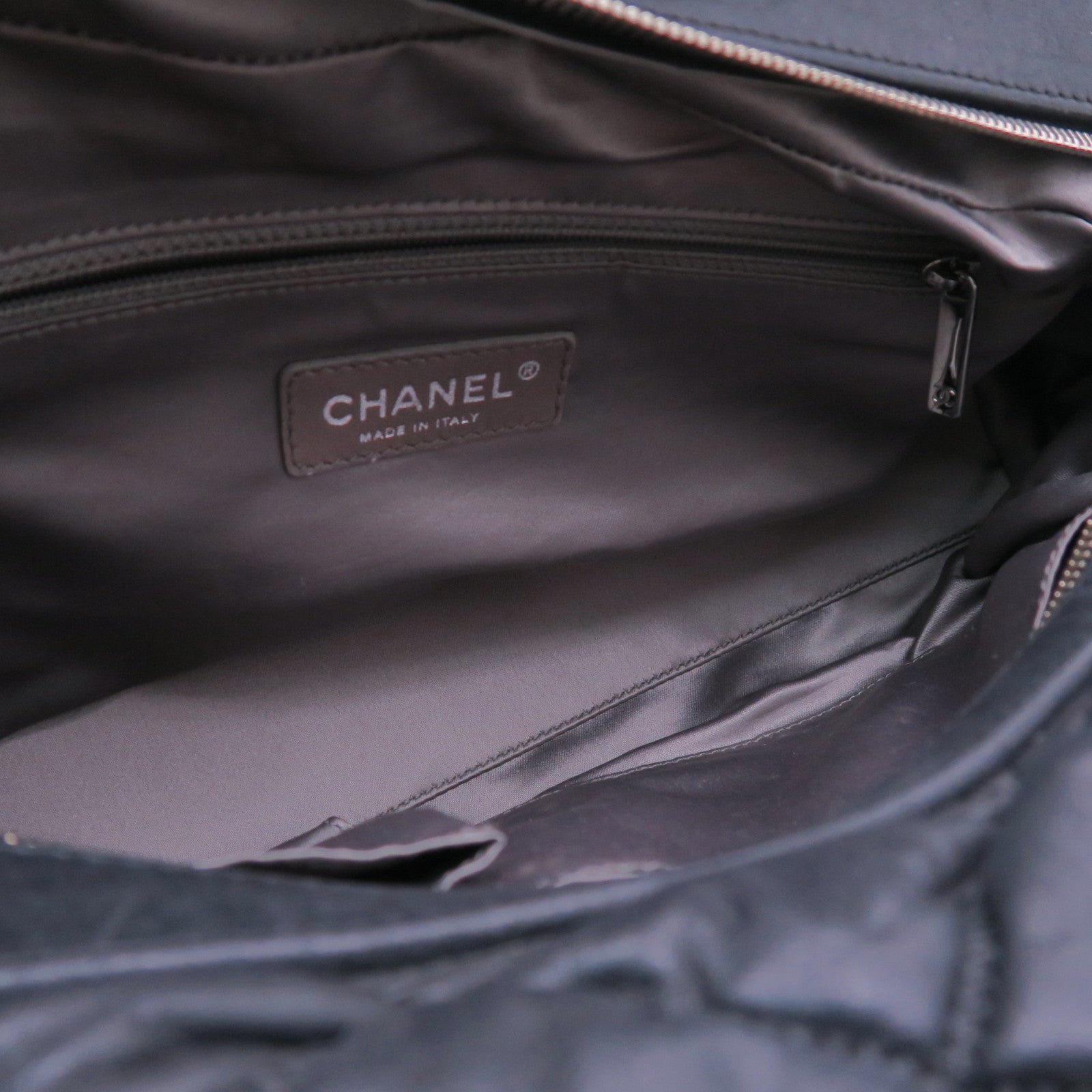 CHANEL 菱格牛皮皮革Chain Shoulder银扣肩背袋黑色