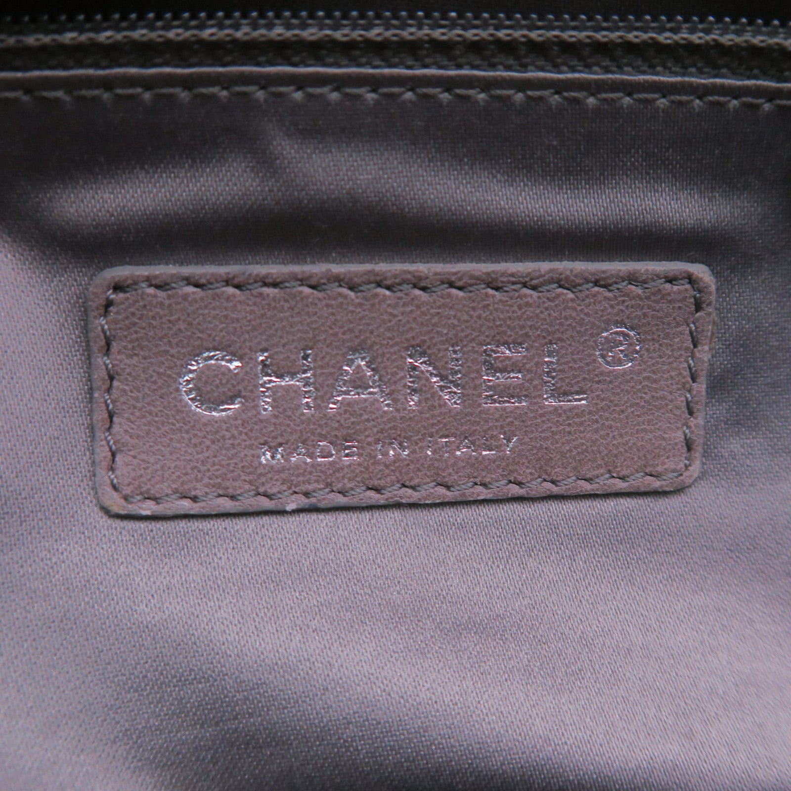 CHANEL 菱格牛皮皮革Chain Shoulder银扣肩背袋黑色