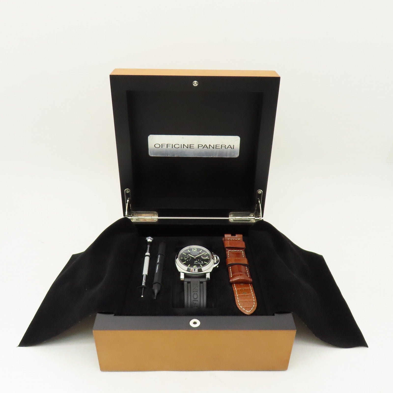 PANERAI Luminor Power Reserve 44mm不鏽鋼手錶自動機芯黑色