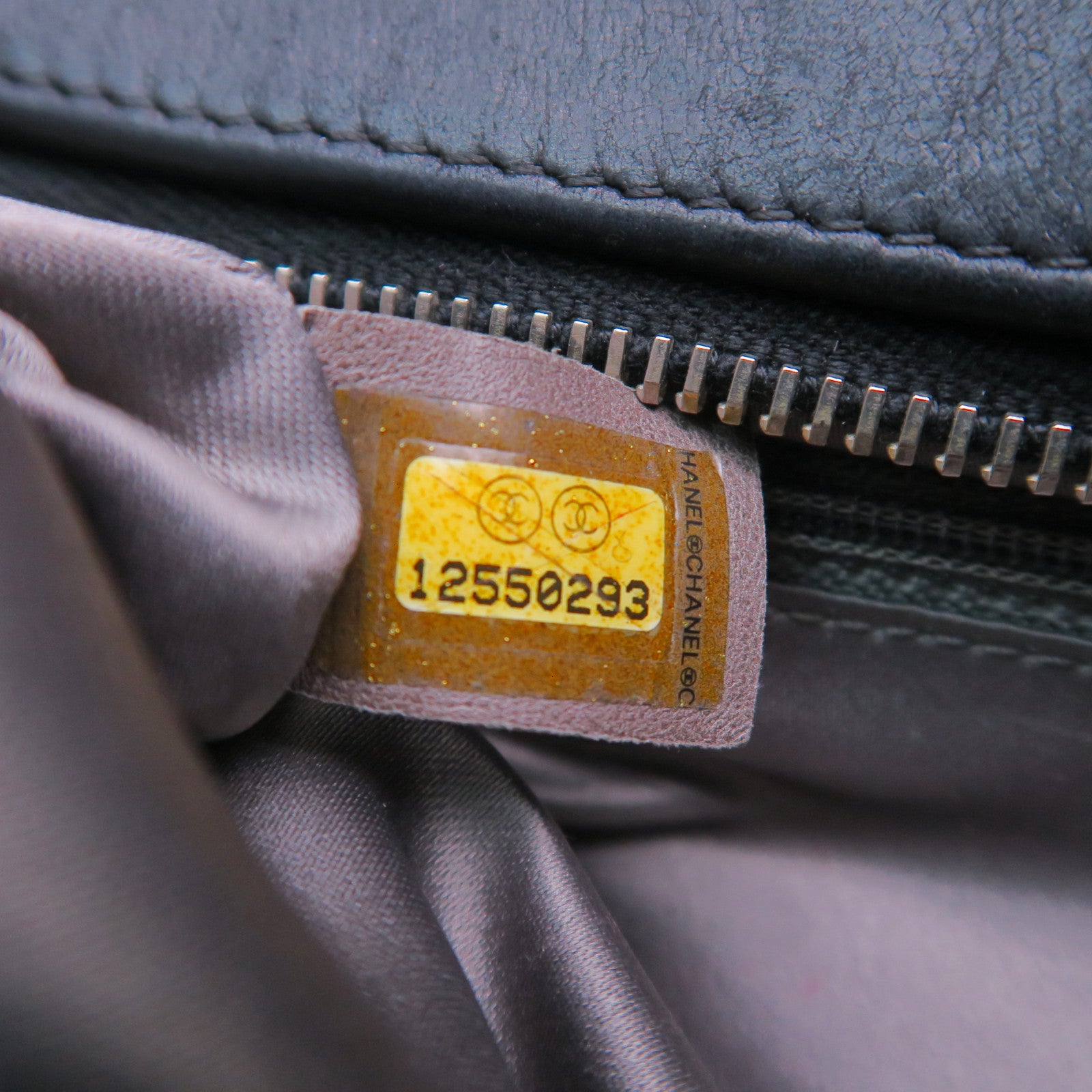CHANEL 菱格牛皮皮革Chain Shoulder银扣肩背袋黑色