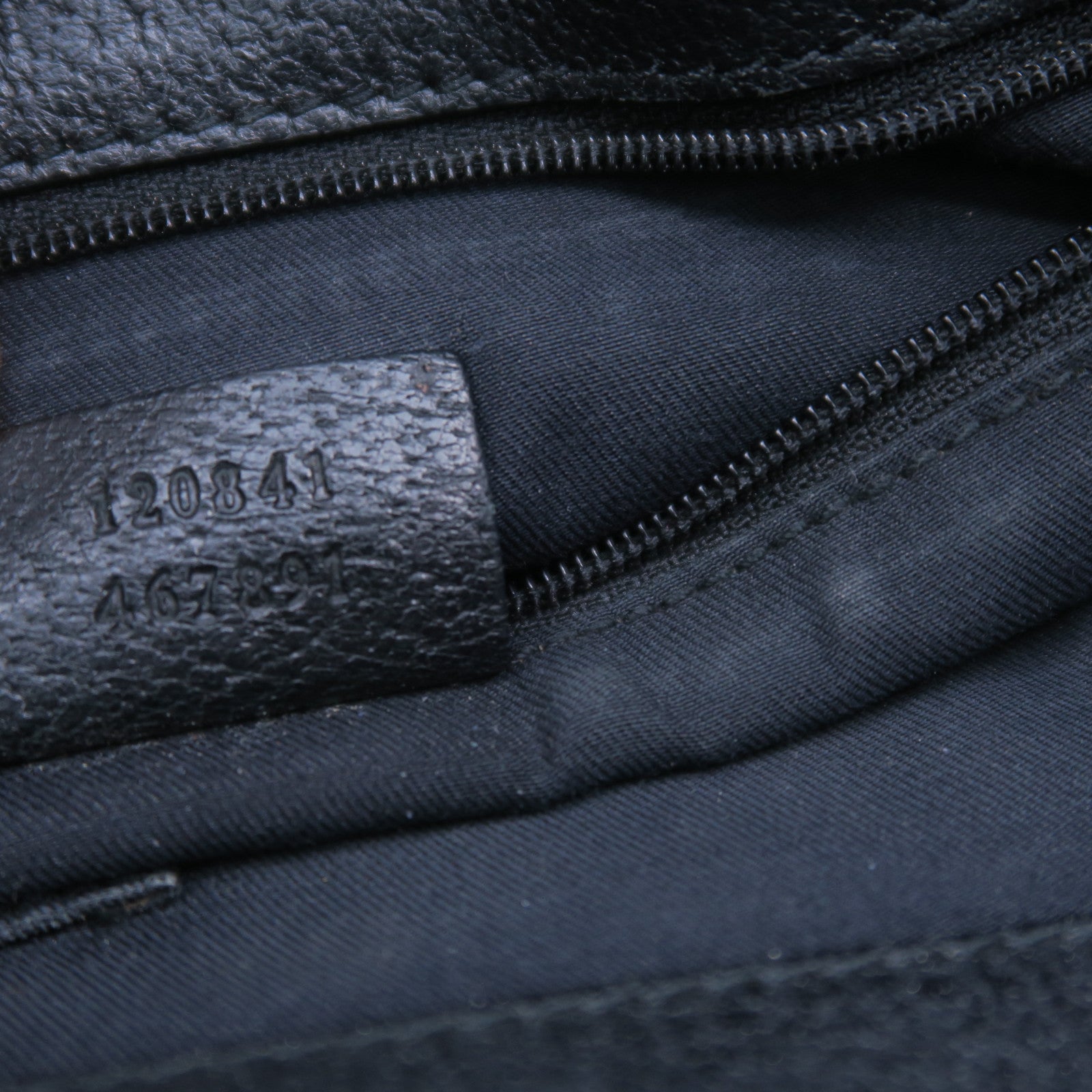 GUCCI 帆布Cross Carry bag銀扣肩背袋黑色