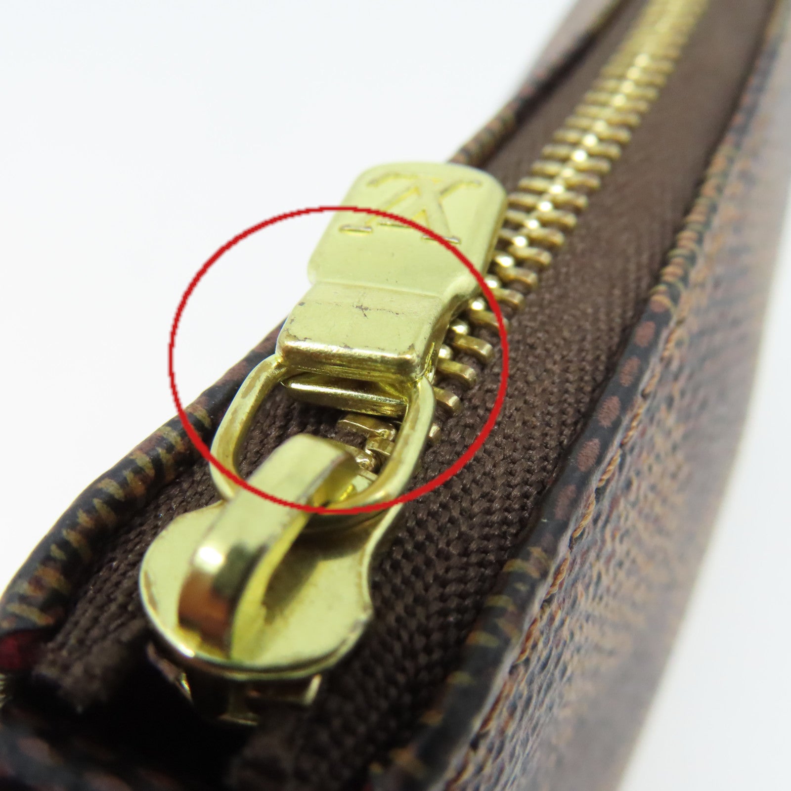 LOUIS VUITTON Damier Mini Pochette Accessories Pouch金扣鏈帶手拿包啡色