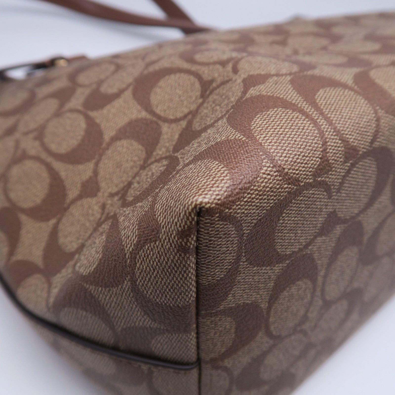 COACH 涂层帆布Tote Bag金扣手挽袋啡色