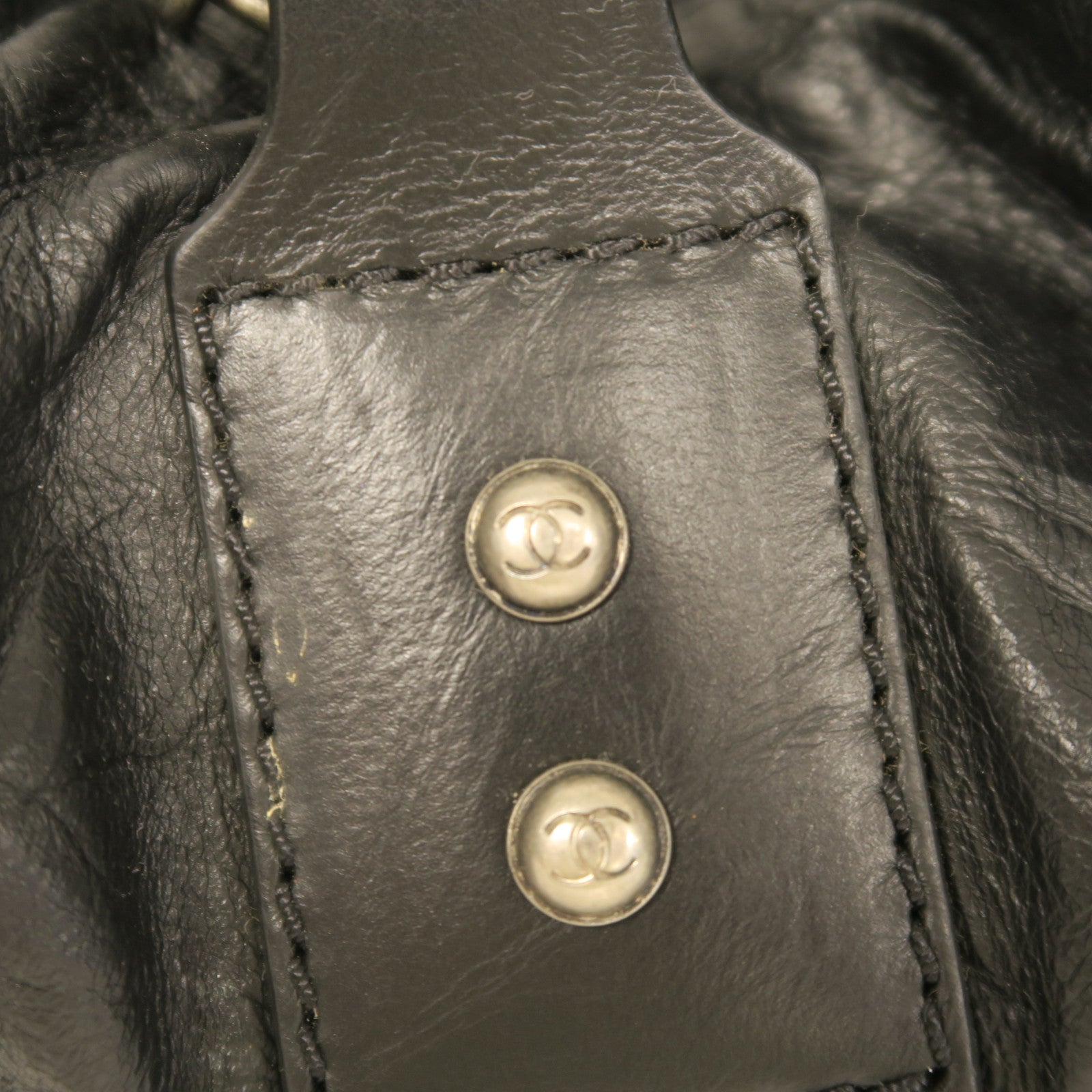 CHANEL 菱格牛皮皮革Chain Shoulder銀扣鏈帶肩背袋黑色