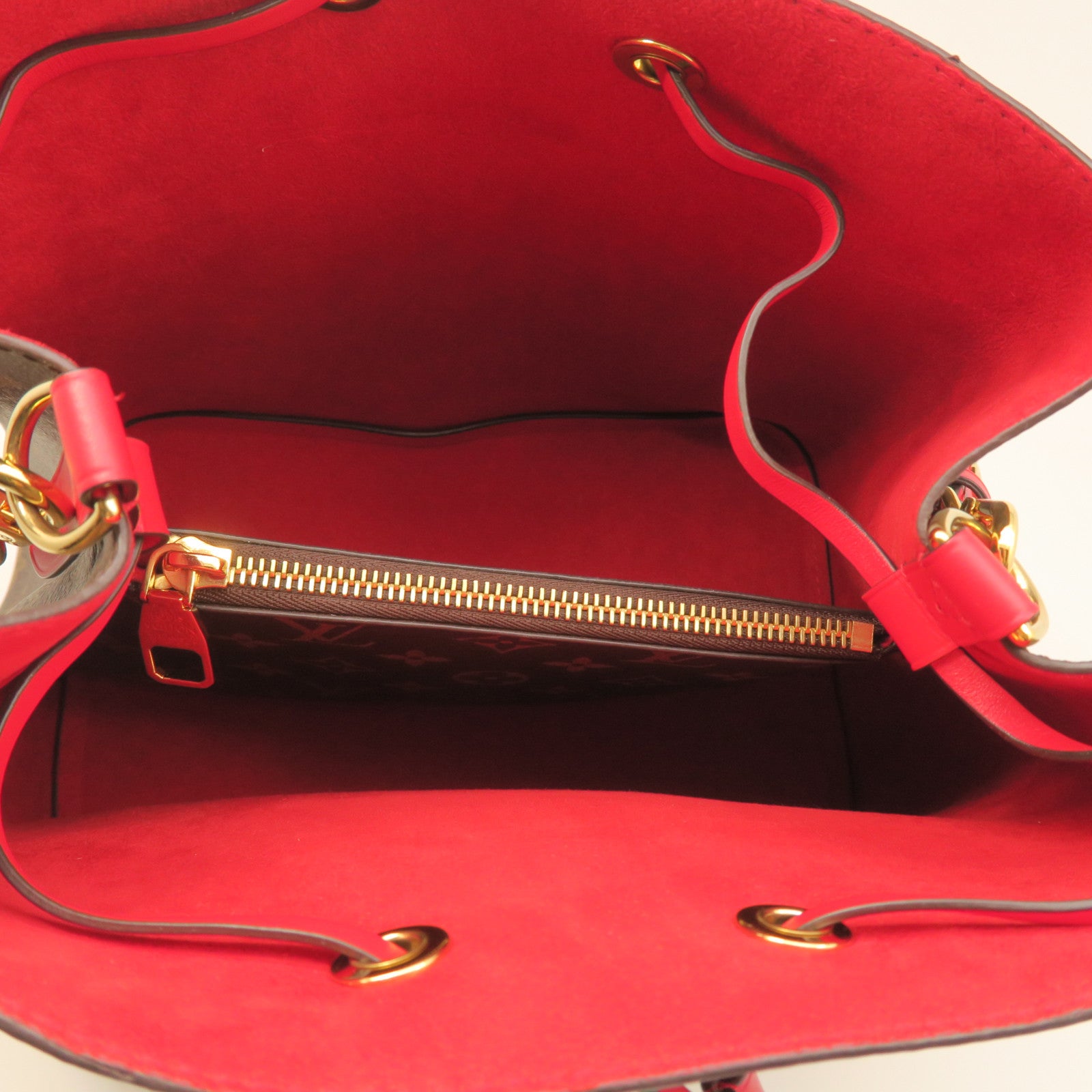 LOUIS VUITTON Monogram Neo Noe Gold Buckle Shoulder Bag Brown