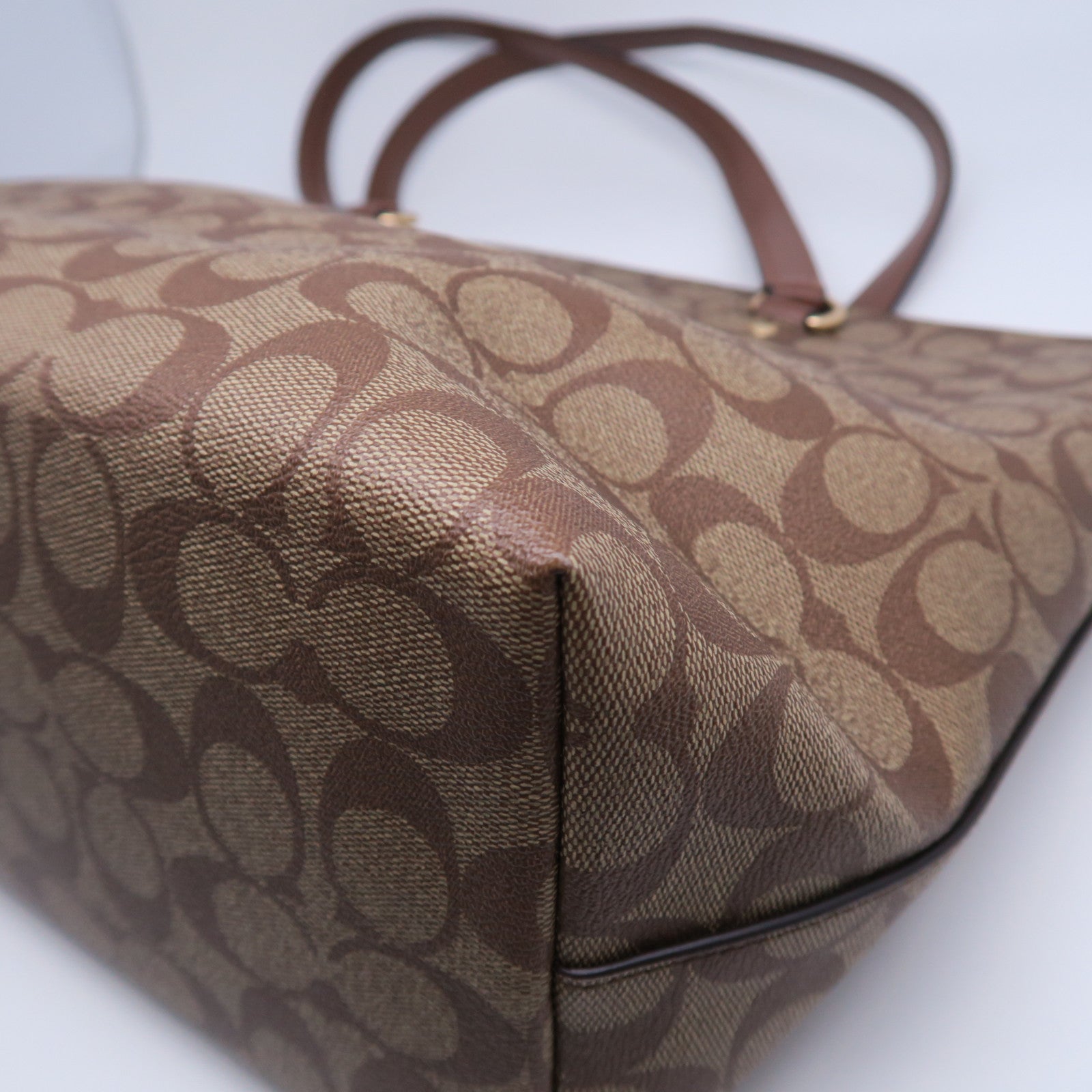 COACH 涂层帆布Tote Bag金扣手挽袋啡色