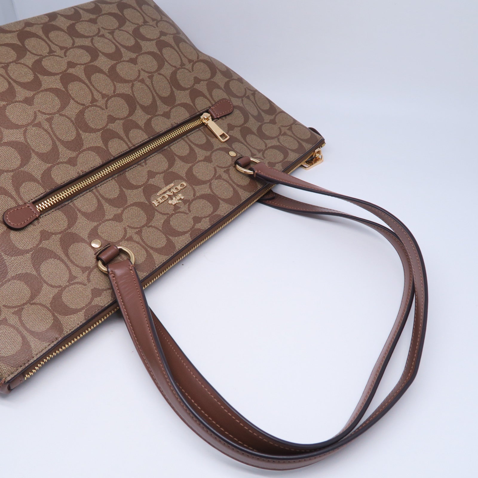 COACH 涂层帆布Tote Bag金扣手挽袋啡色