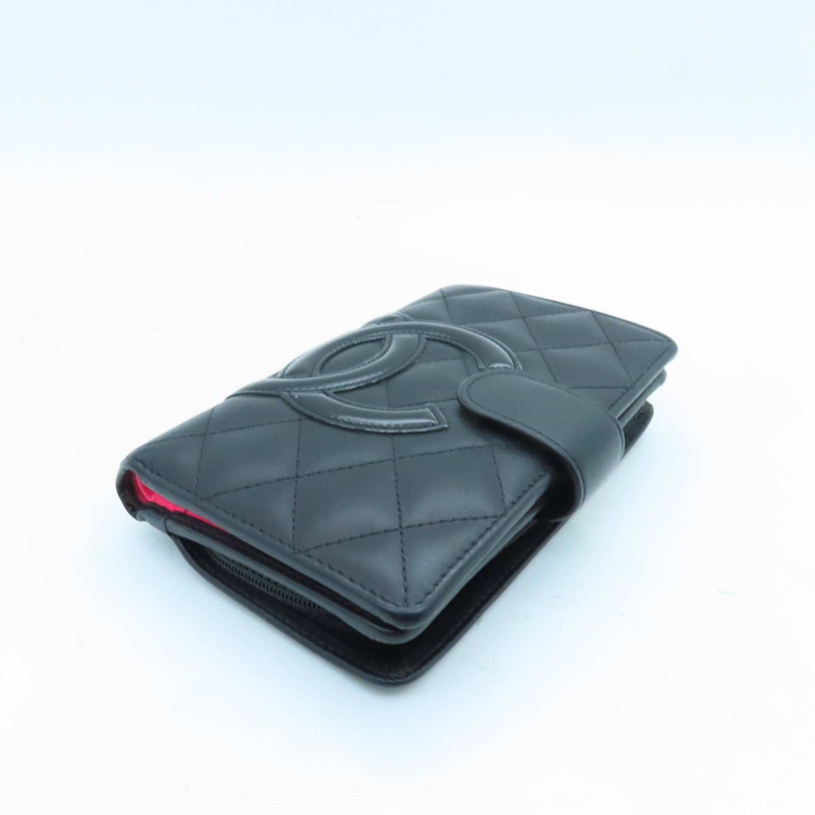 CHANEL rhombic cowhide leather Wallet wallet black