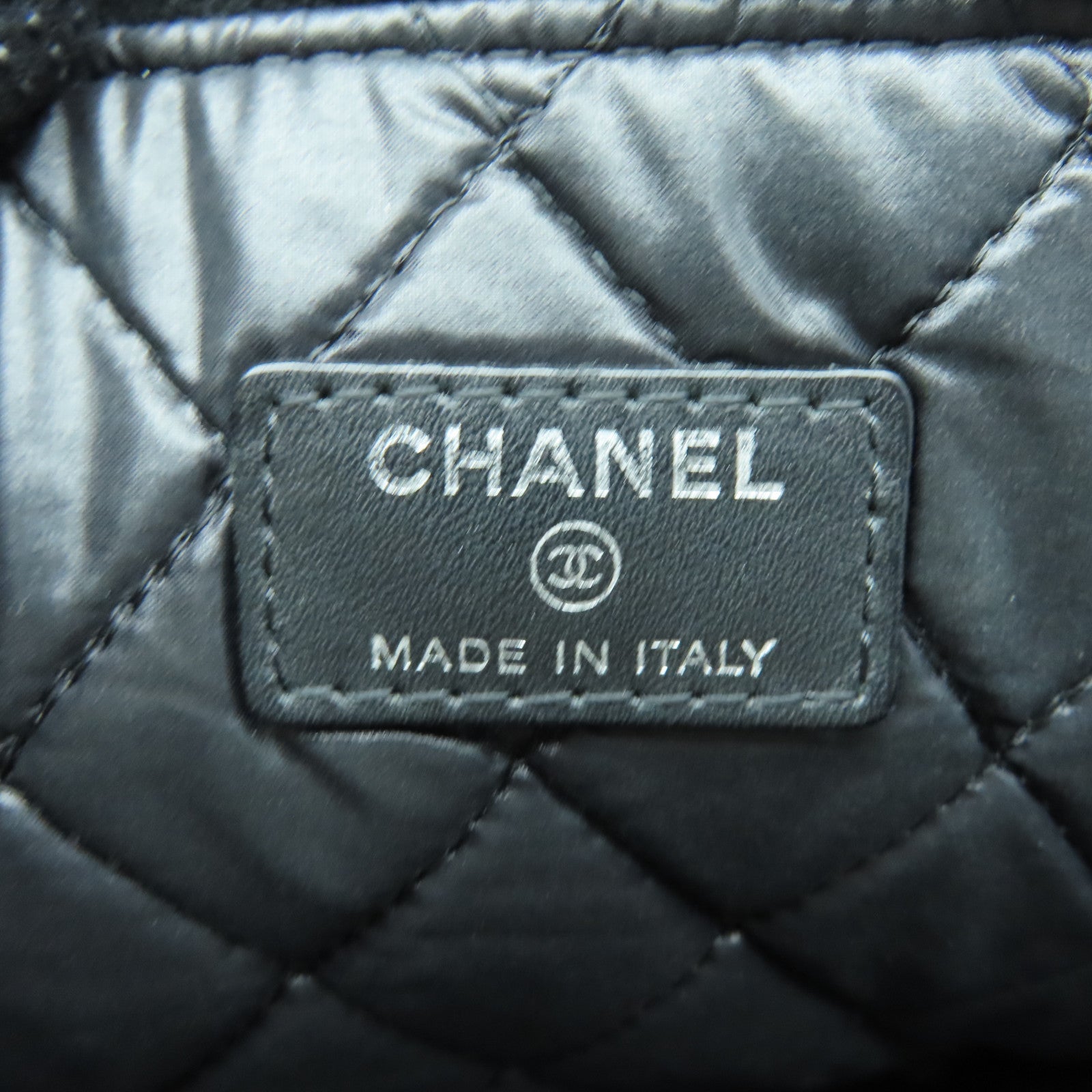 CHANEL 漆皮皮革Clutch Bag銀扣手拿包黑色