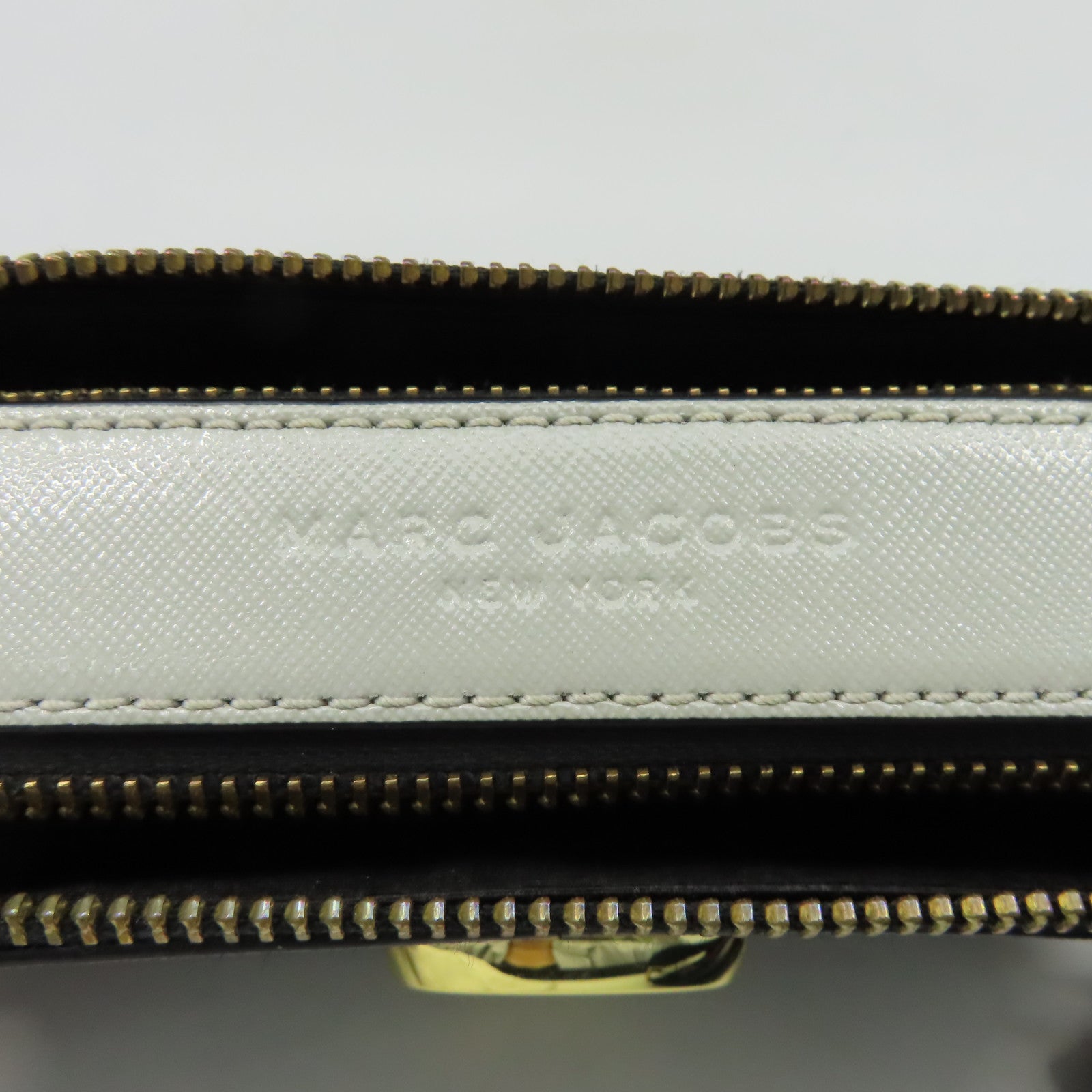 MARC JACOBS 牛皮皮革Shoulder Bag金扣肩背袋深藍色