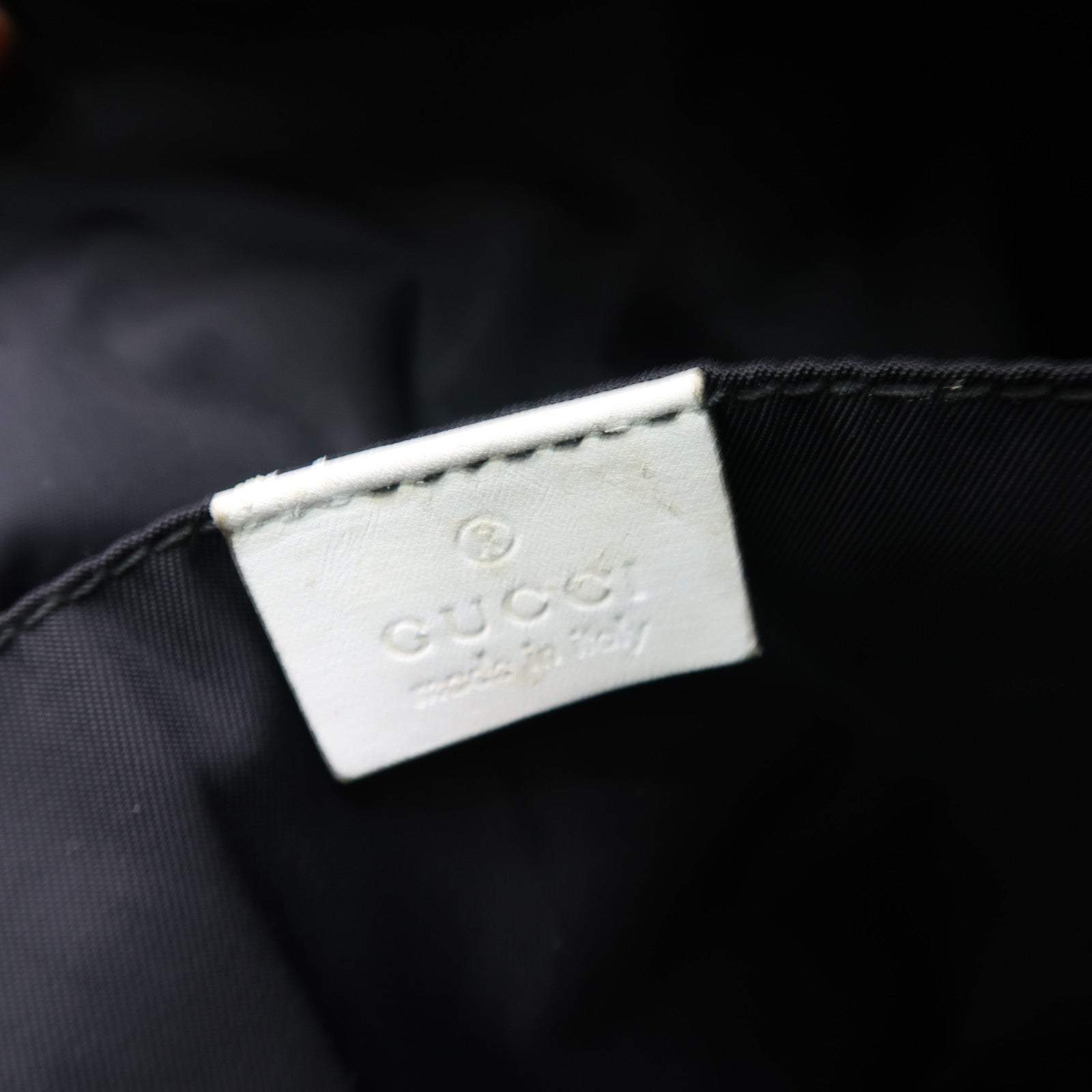GUCCI 尼龍Tote Bag銀扣肩背袋黑色/白色