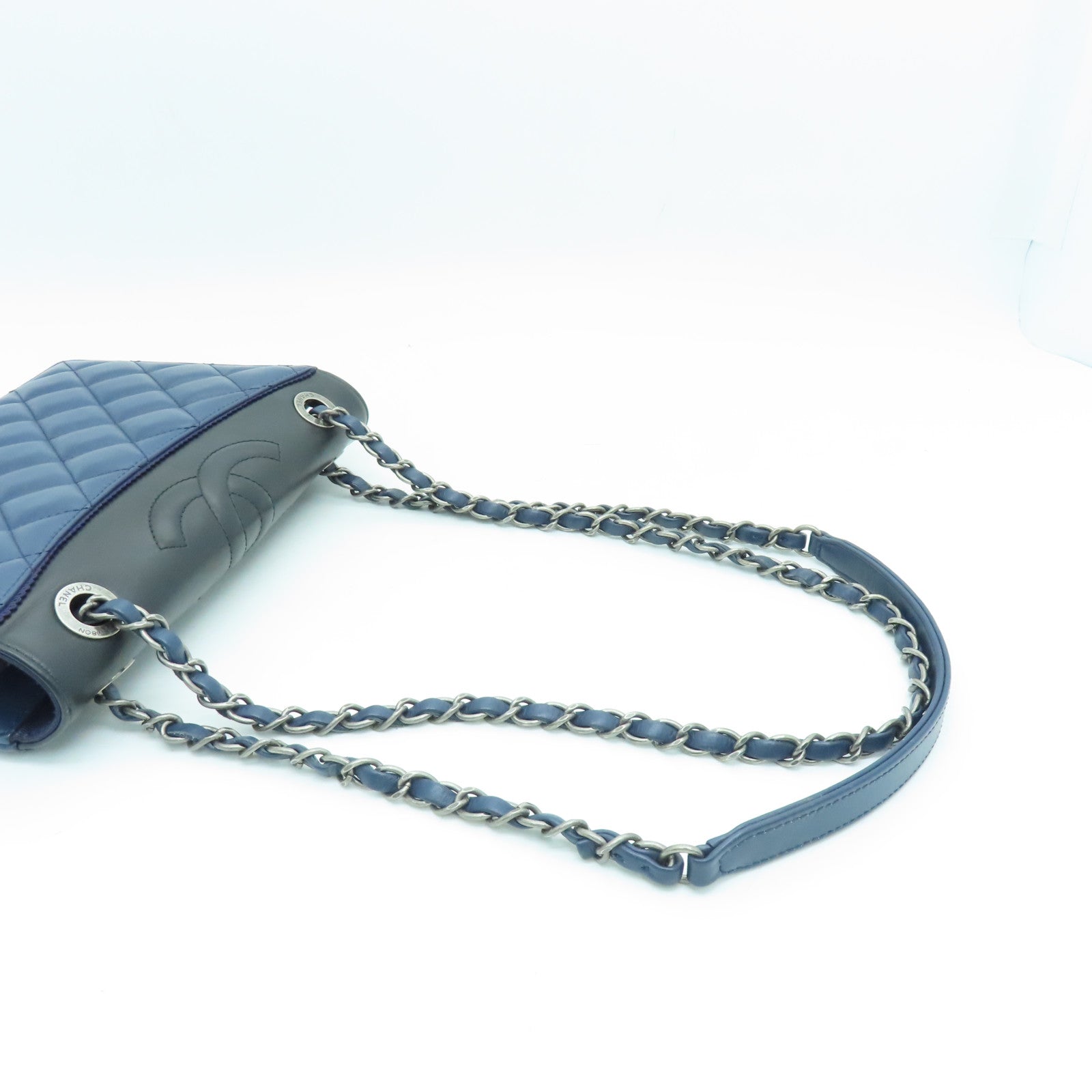 CHANEL rhombus sheepskin leather Shoulder Bag silver buckle chain shoulder bag blue