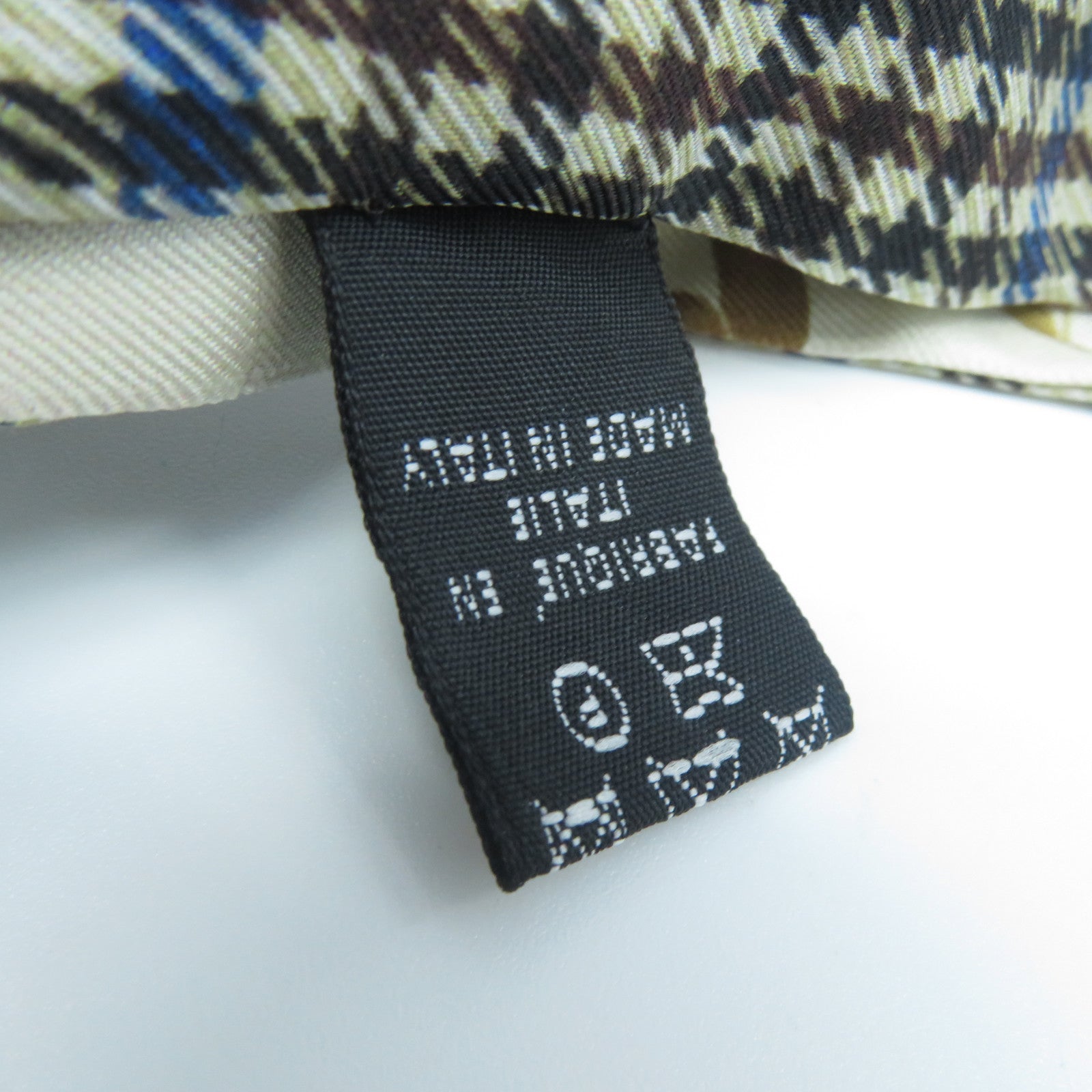 Longchamp 絲質Scarf圍巾藍色/啡色/白色