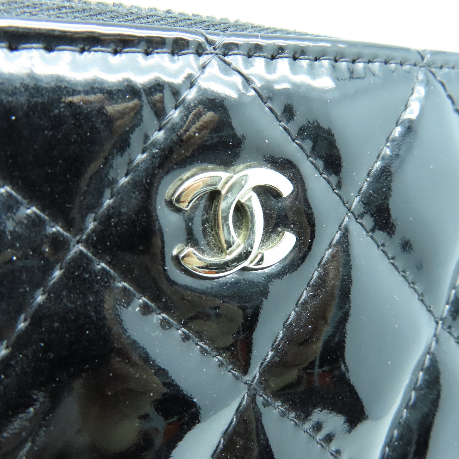 CHANEL 漆皮皮革Clutch Bag銀扣手拿包黑色