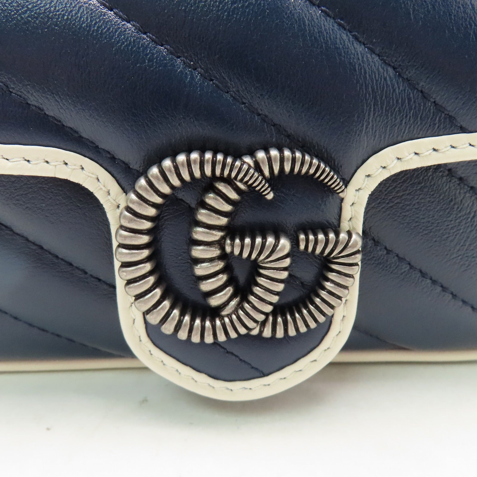 GUCCI 牛皮皮革Mini Chain Bag銀扣鏈帶肩背袋藍色/白色