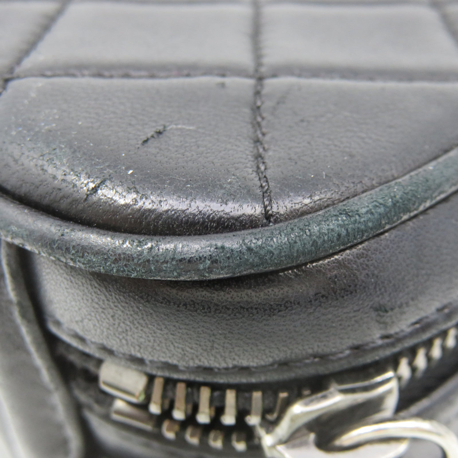 CHANEL 菱格羊皮皮革Chain Shoulder Bag银扣链带肩背袋黑色