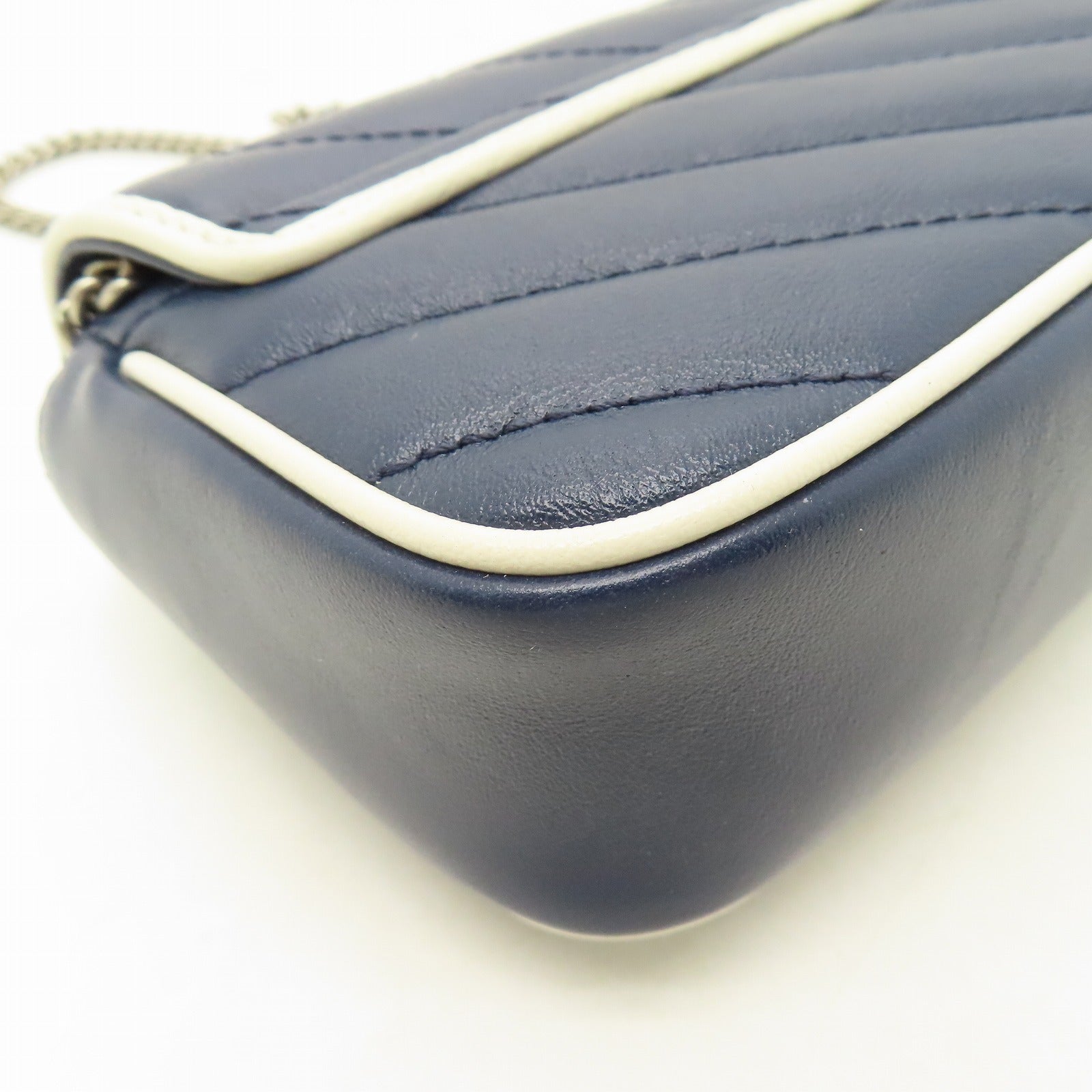 GUCCI 牛皮皮革Mini Chain Bag銀扣鏈帶肩背袋藍色/白色