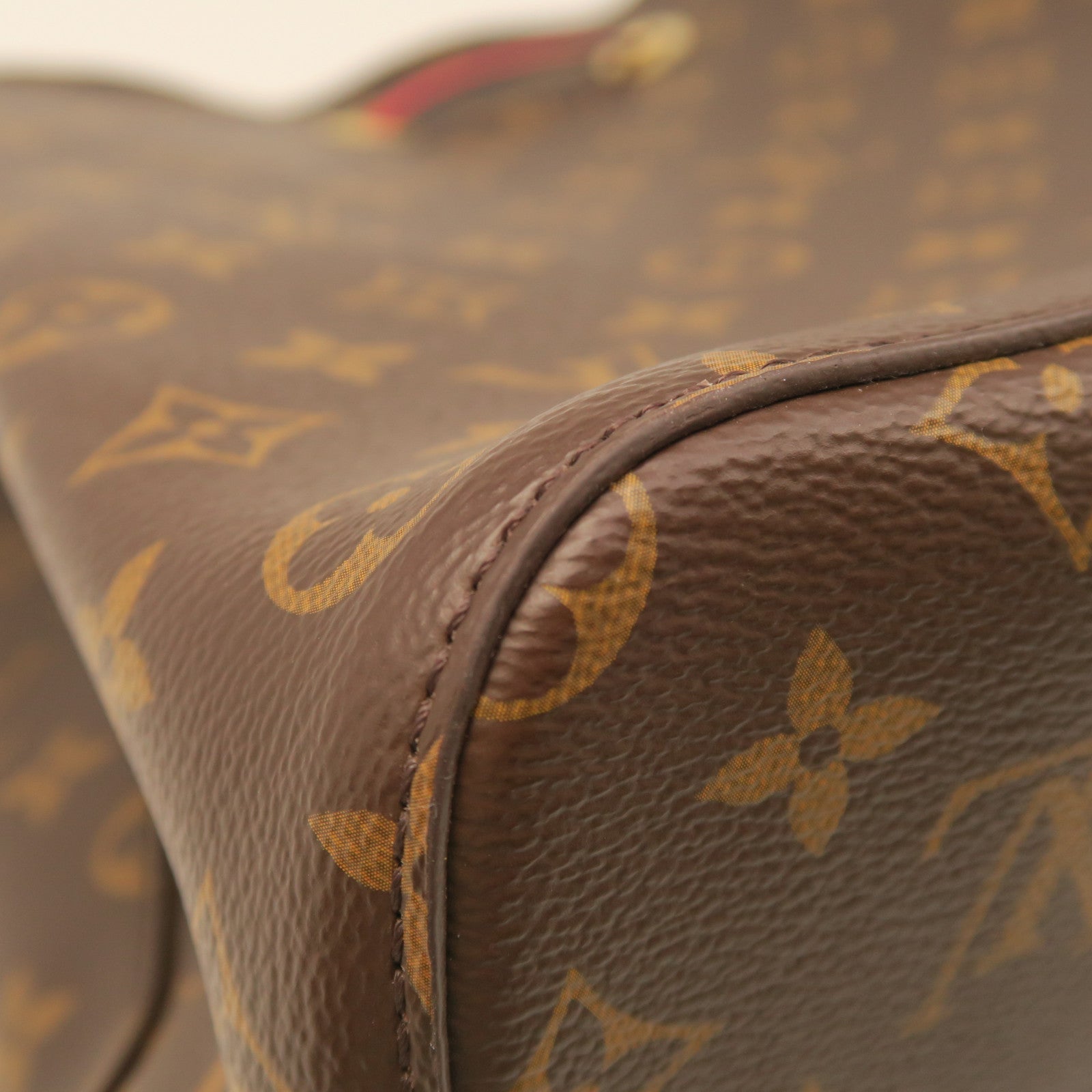 LOUIS VUITTON Monogram Neo Noe Gold Buckle Shoulder Bag Brown