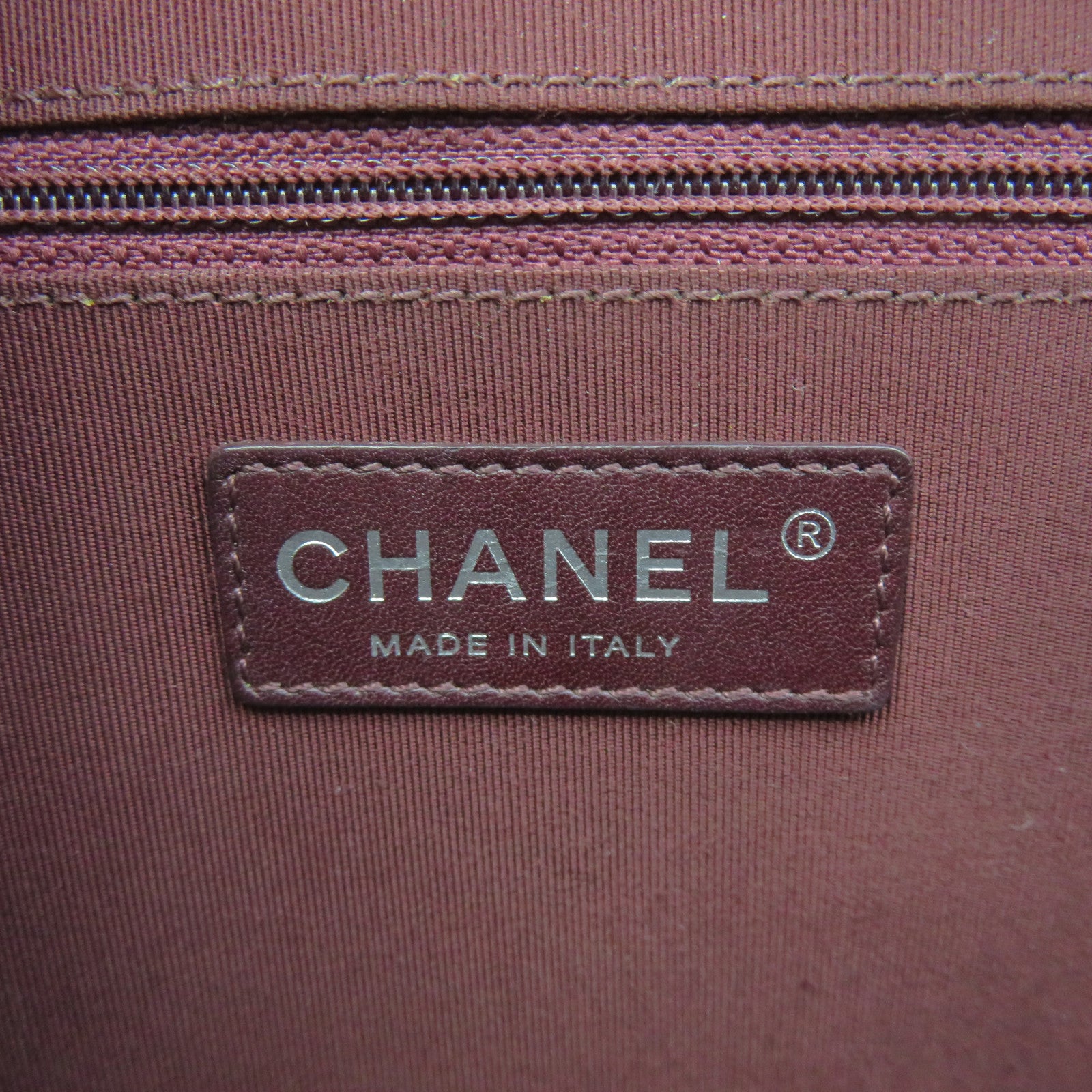 CHANEL 菱格羊皮皮革Chain Shoulder Bag银扣链带肩背袋黑色