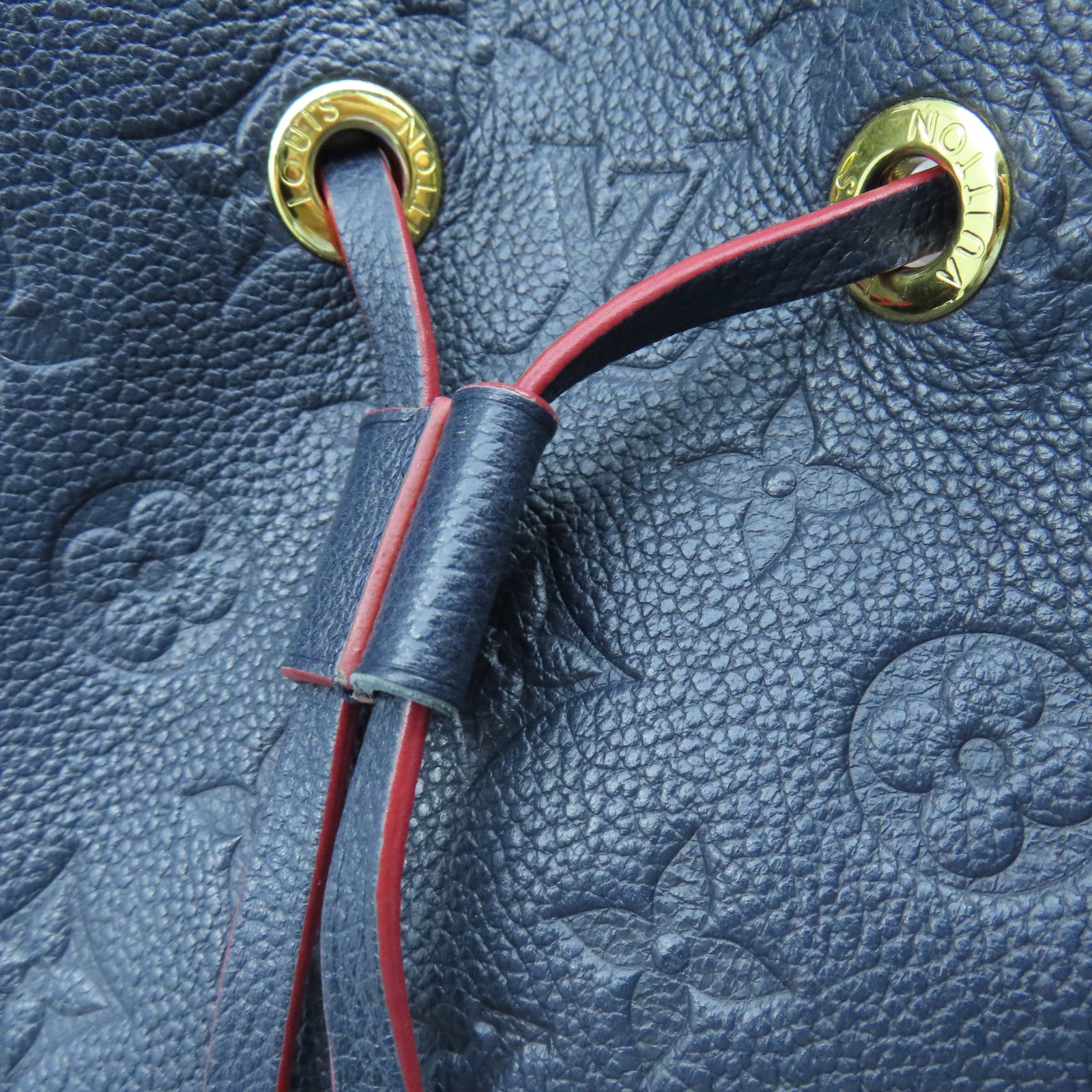 LOUIS VUITTON Monogram Empreinte Neo Noe MM金扣手挽肩背兩用袋藍色