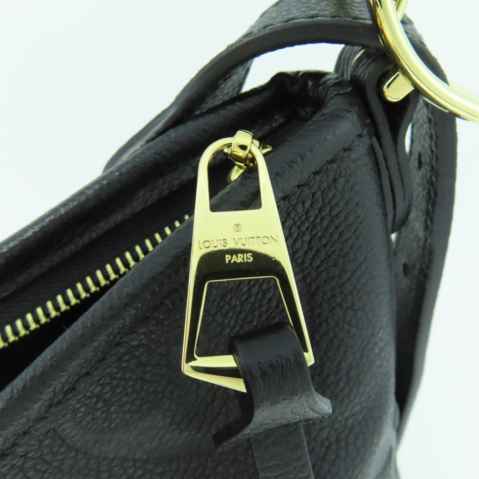 LOUIS VUITTON Monogram Empreinte Carry AII PM金扣肩背袋黑色