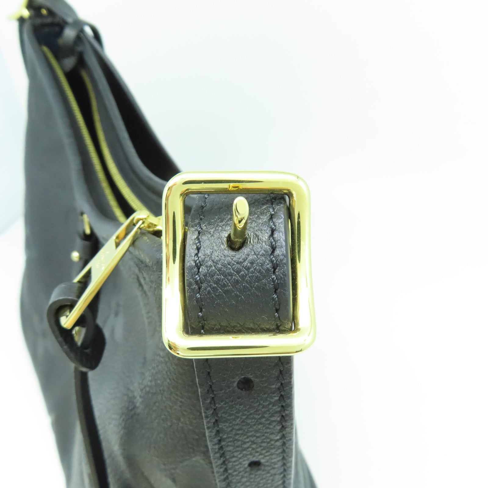 LOUIS VUITTON Monogram Empreinte Carry AII PM金扣肩背袋黑色