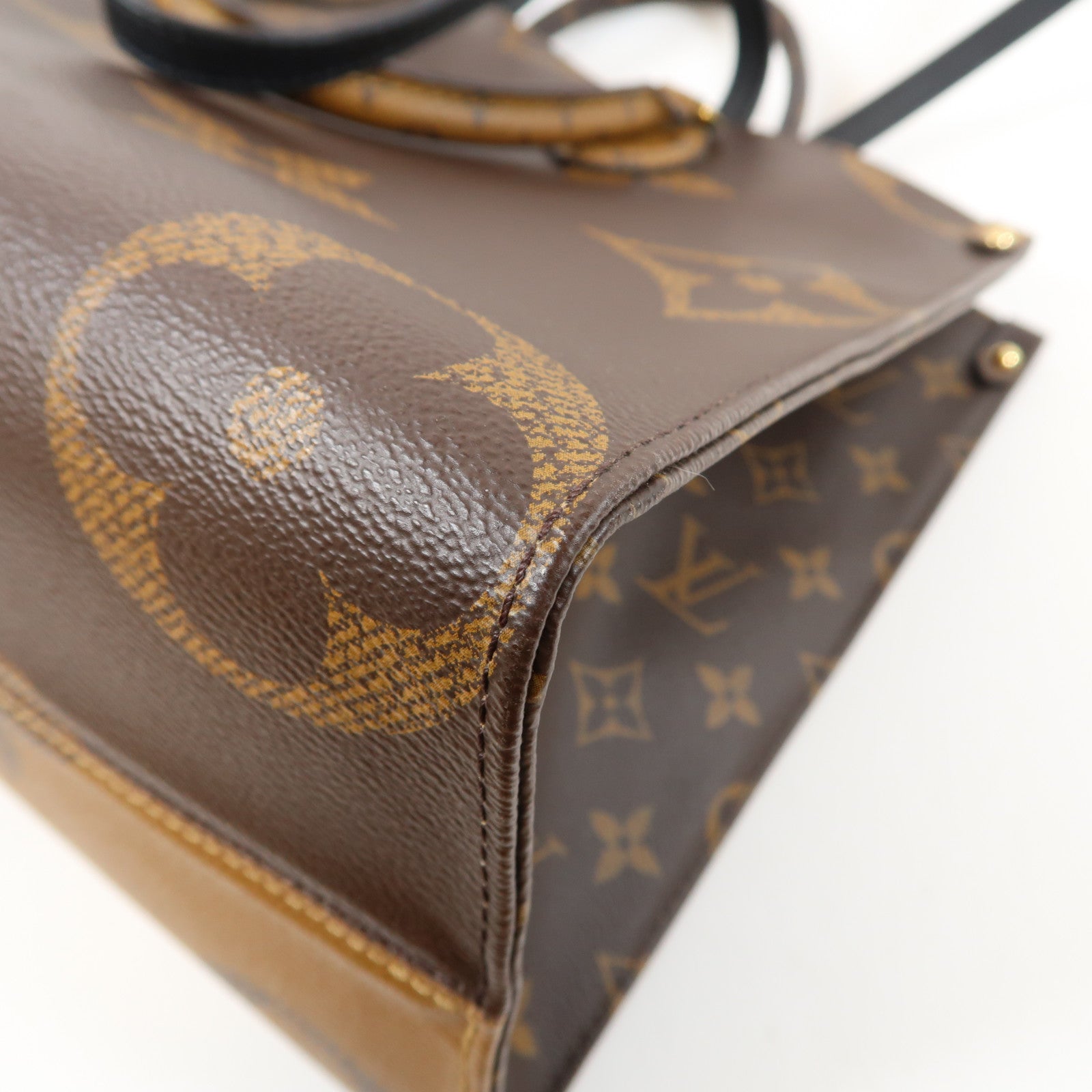 LOUIS VUITTON Monogram Reverse On The Go MM金扣手挽肩背兩用袋啡色