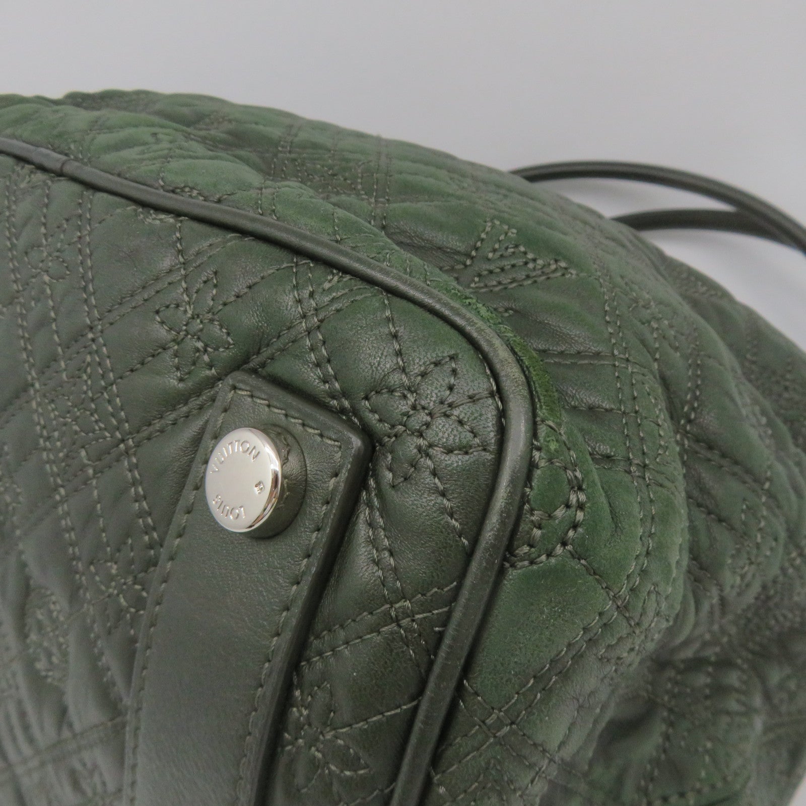 LOUIS VUITTON Sheepskin Leather Lilia PM Silver Buckle Shoulder Bag Green