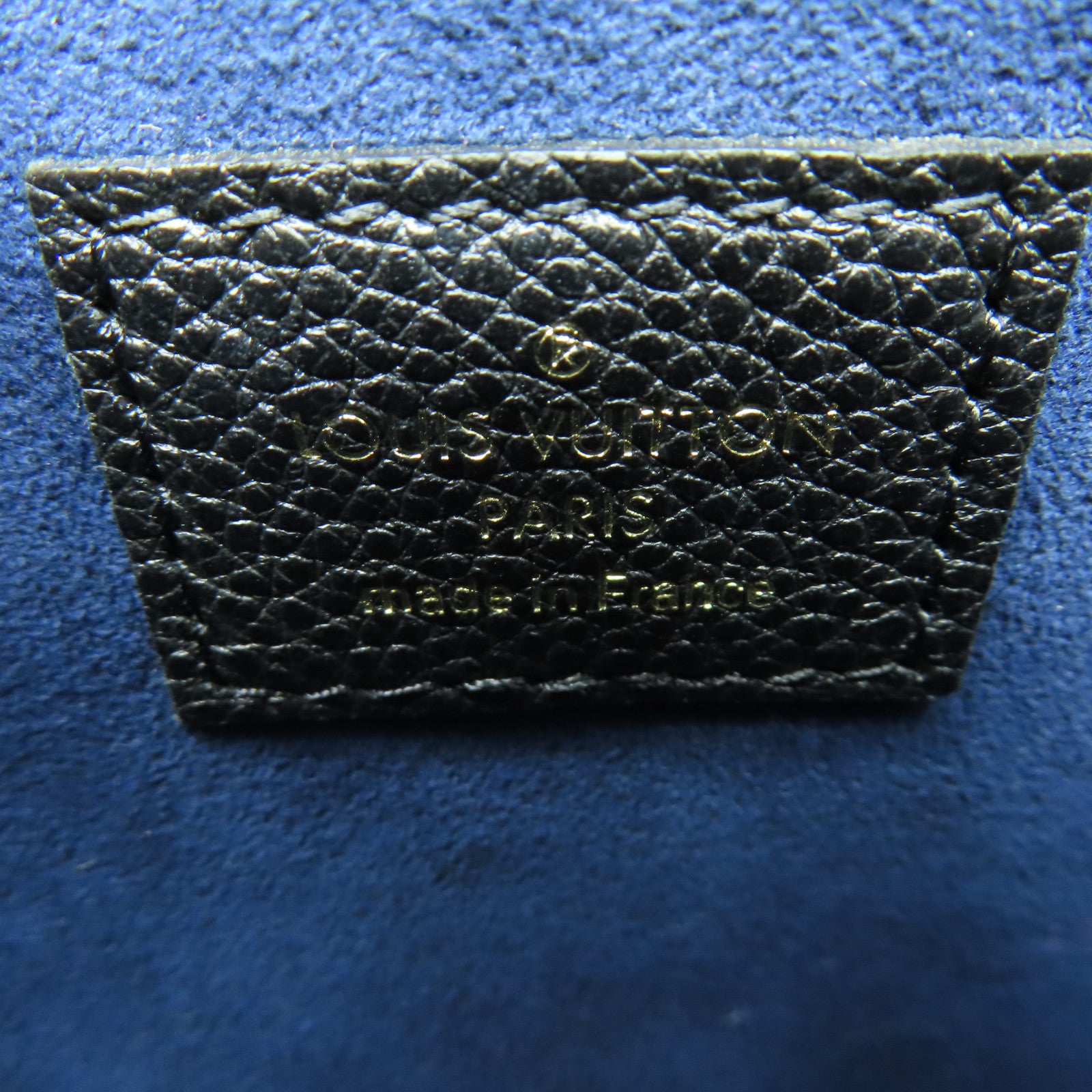 LOUIS VUITTON Monogram Empreinte Carry AII PM金扣肩背袋黑色