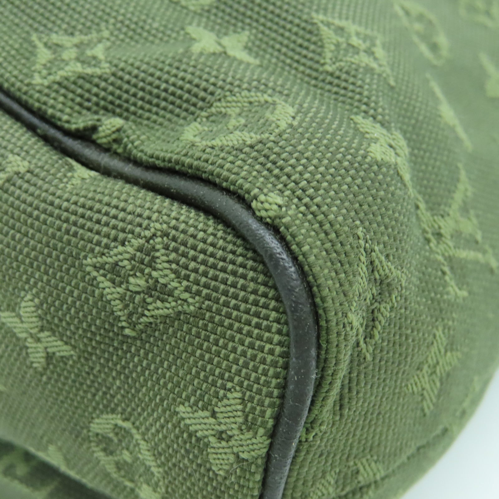 LOUIS VUITTON Monogram Mini Lucille PM金扣肩背袋绿色