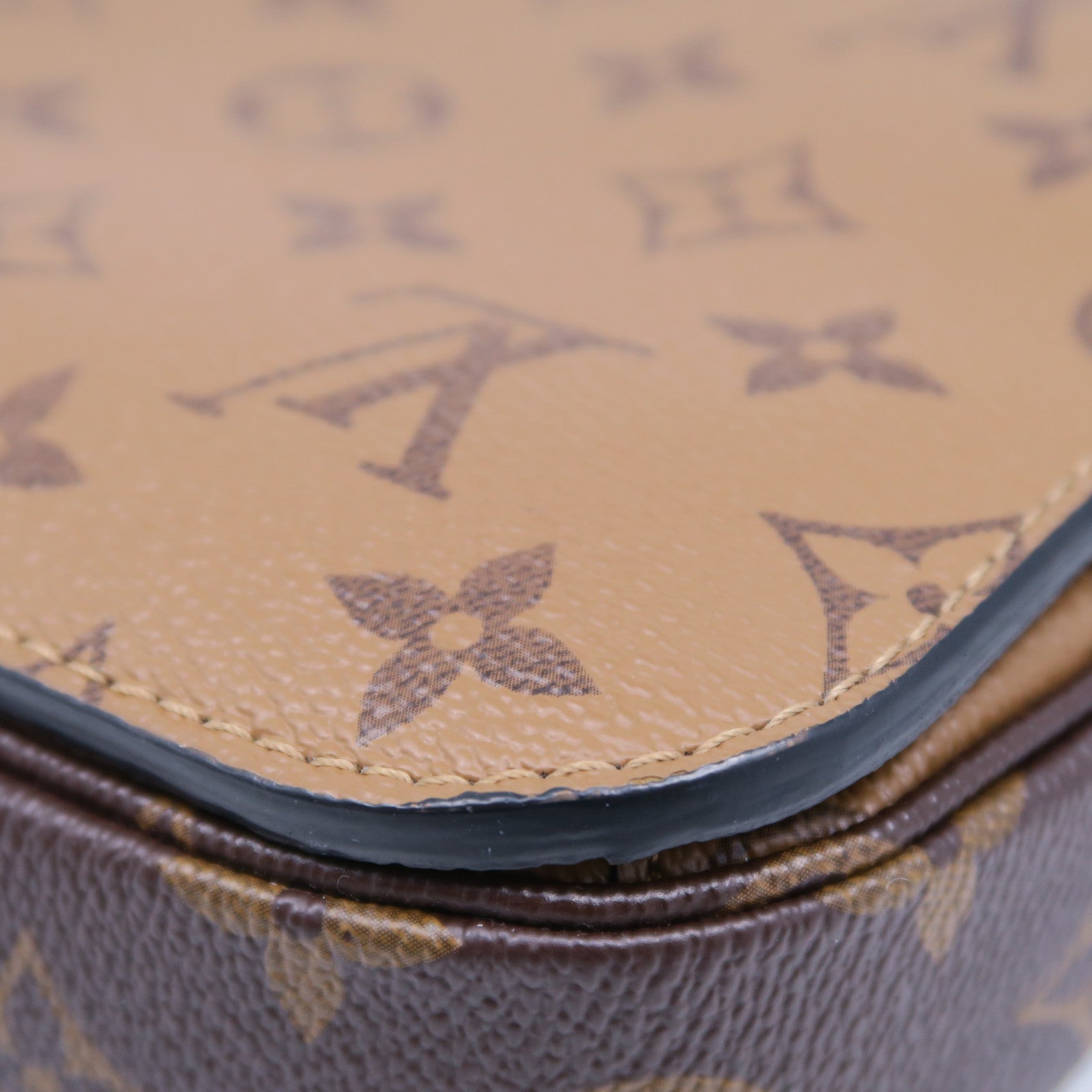 LOUIS VUITTON Monogram Reverse Pochette Meits金扣手挽肩背兩用袋棕色
