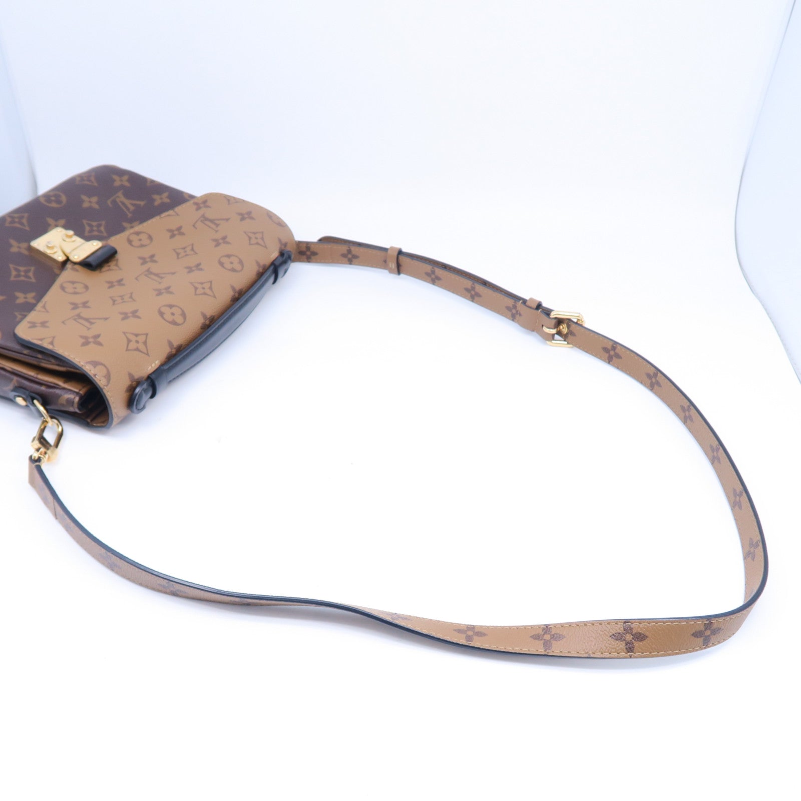 LOUIS VUITTON Monogram Reverse Pochette Meits金扣手挽肩背兩用袋棕色