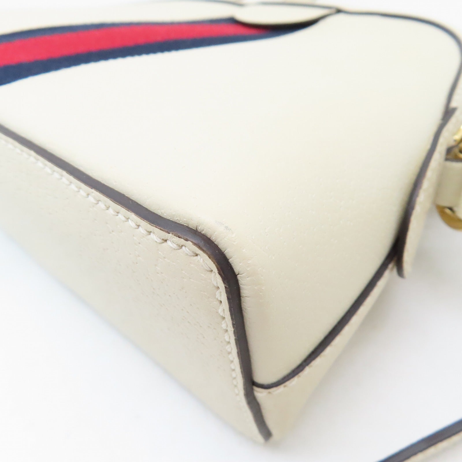 GUCCI 牛皮皮革Ophidia GG金扣肩背袋白色