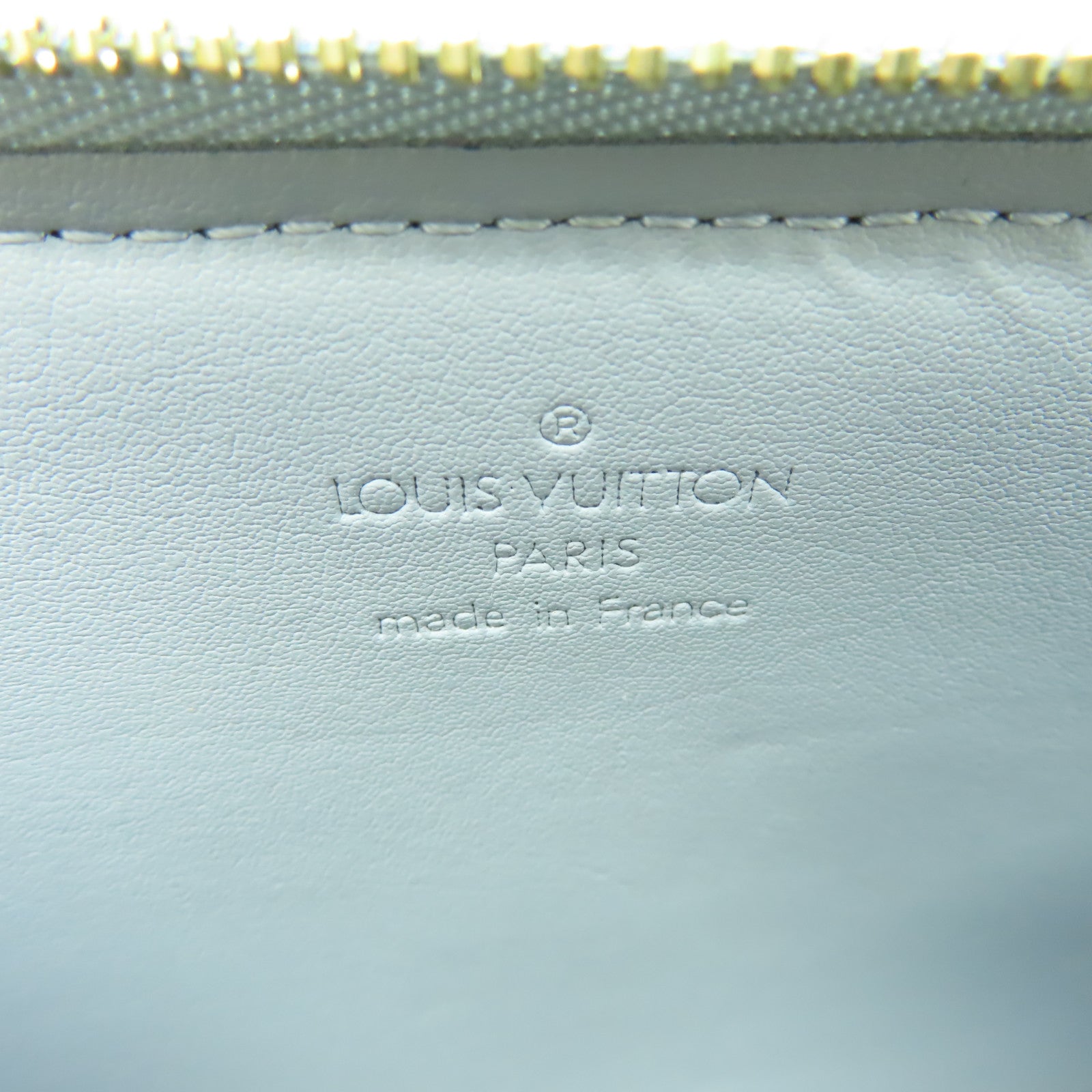 LOUIS VUITTON Vernis Lexington Pochette金扣手挽袋銀色