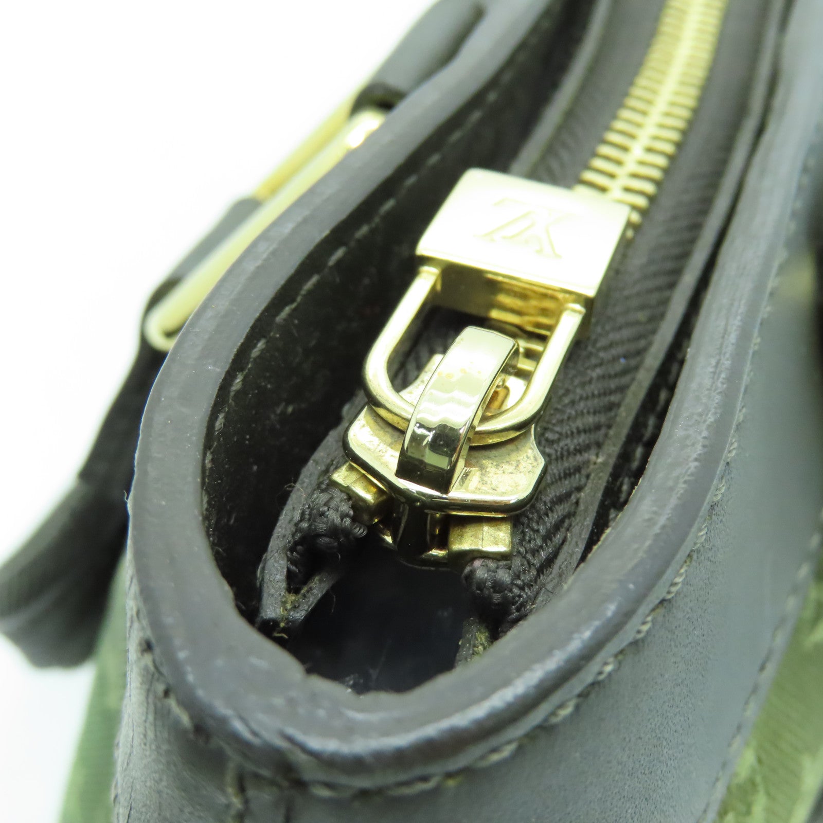 LOUIS VUITTON Monogram Mini Lucille PM金扣肩背袋绿色