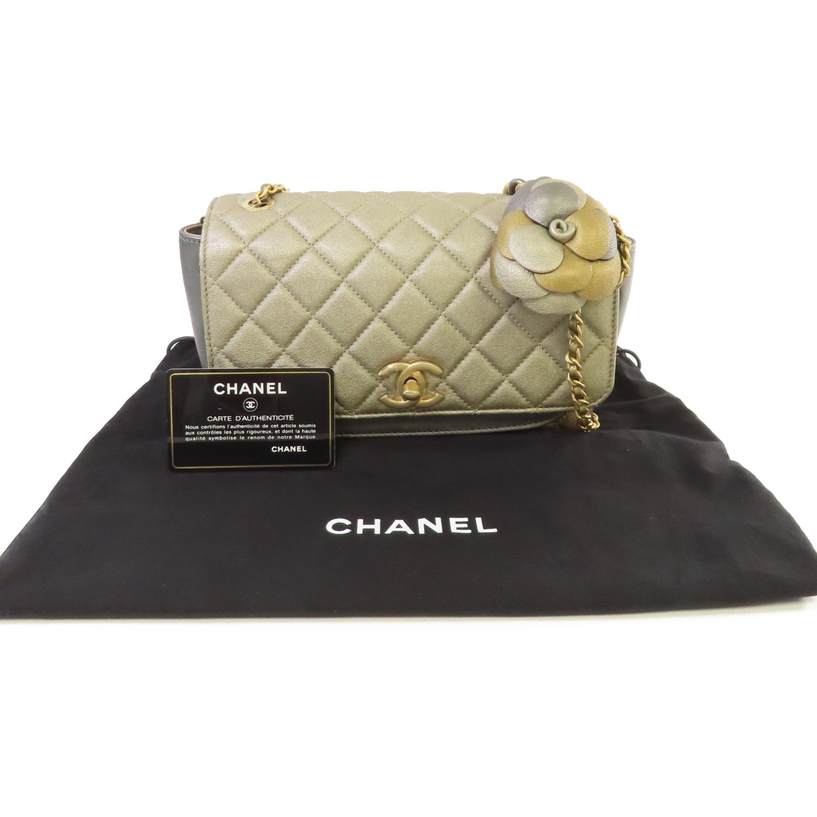 CHANEL 菱格牛皮皮革Camellia Flower Bag金扣鏈帶肩背袋灰色/金色