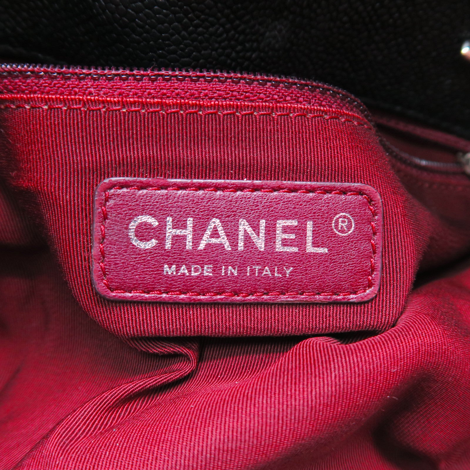 CHANEL 菱格Caviar皮革Chain Shoulder銀扣肩背袋黑色