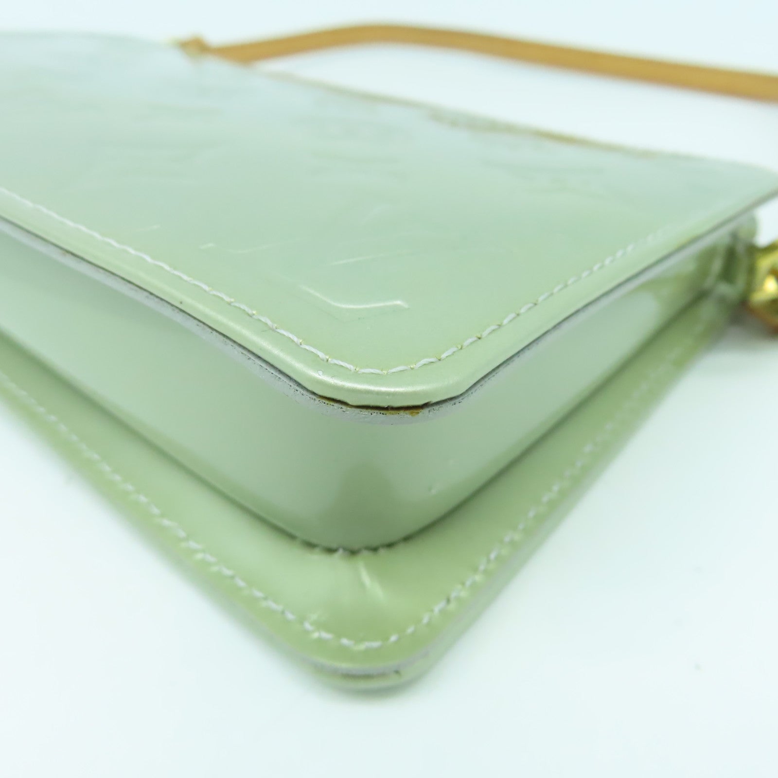 LOUIS VUITTON Vernis Lexington Pochette金扣手挽袋銀色