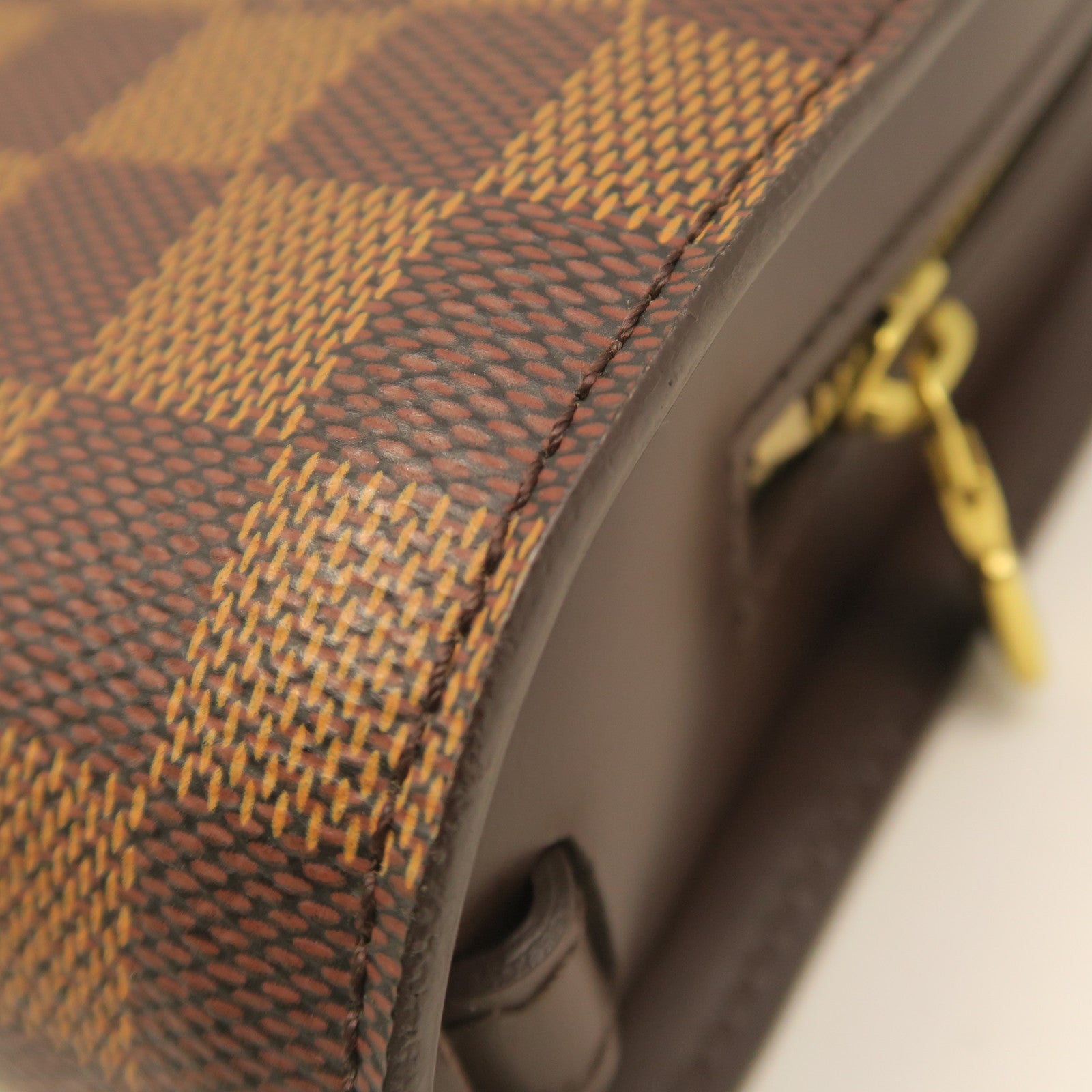 LOUIS VUITTON Damier Saint Louis Gold Buckle Clutch Brown