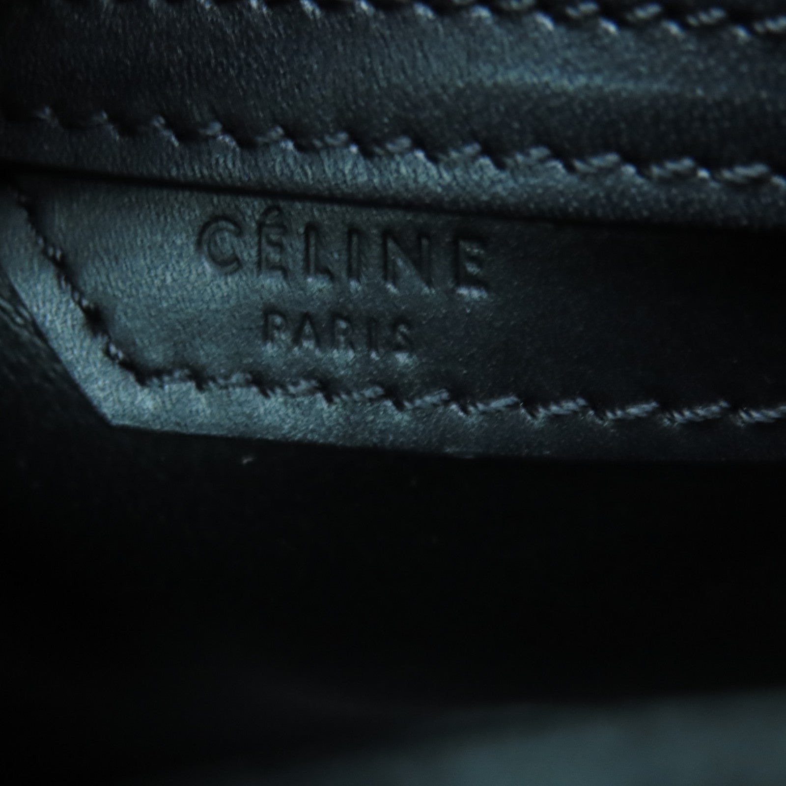 CELINE 牛皮皮革Micro Luggage金扣手挽袋黑色/白色/棕色